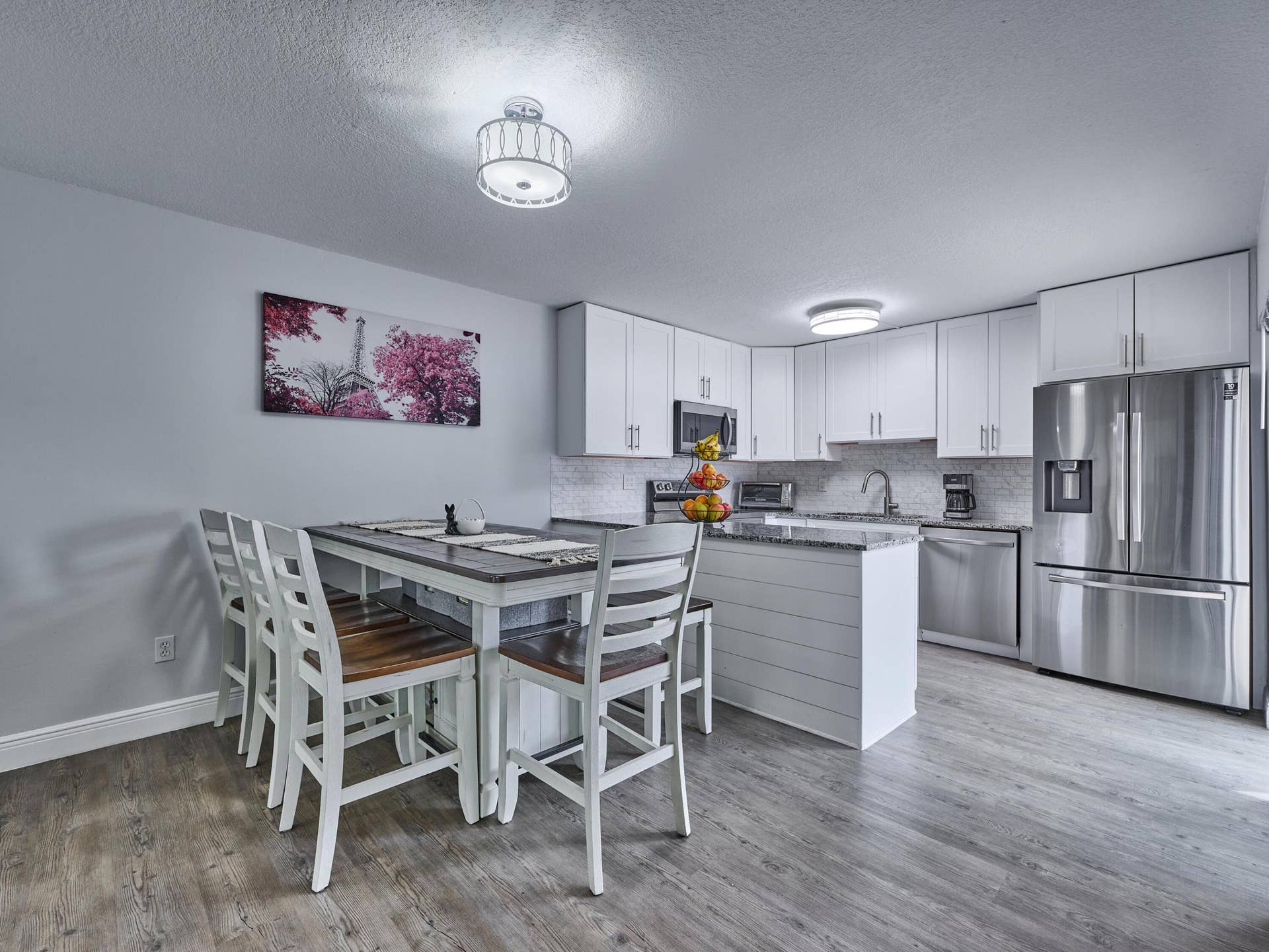 Dining/ Kitchen