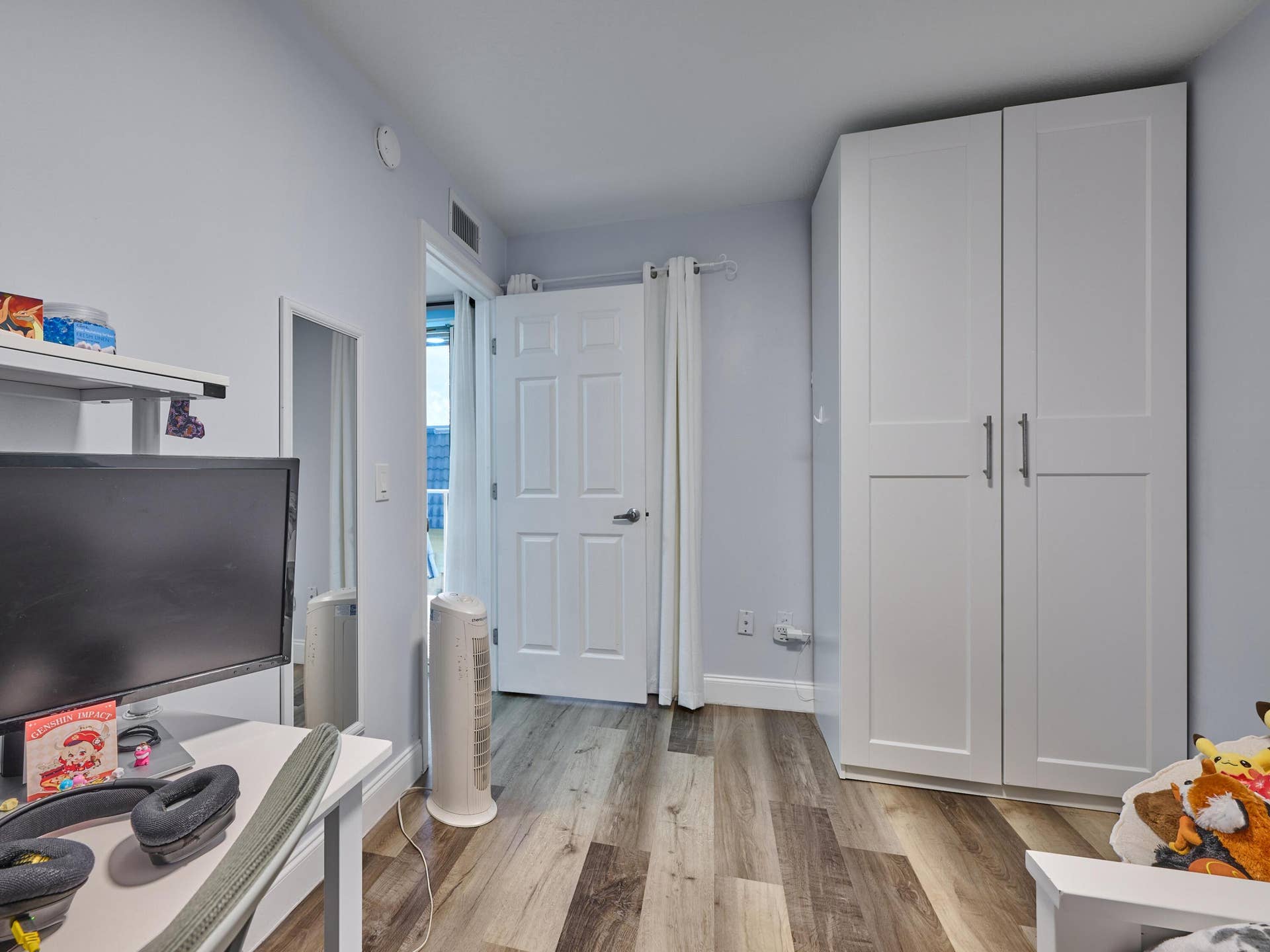 Bedroom Closet