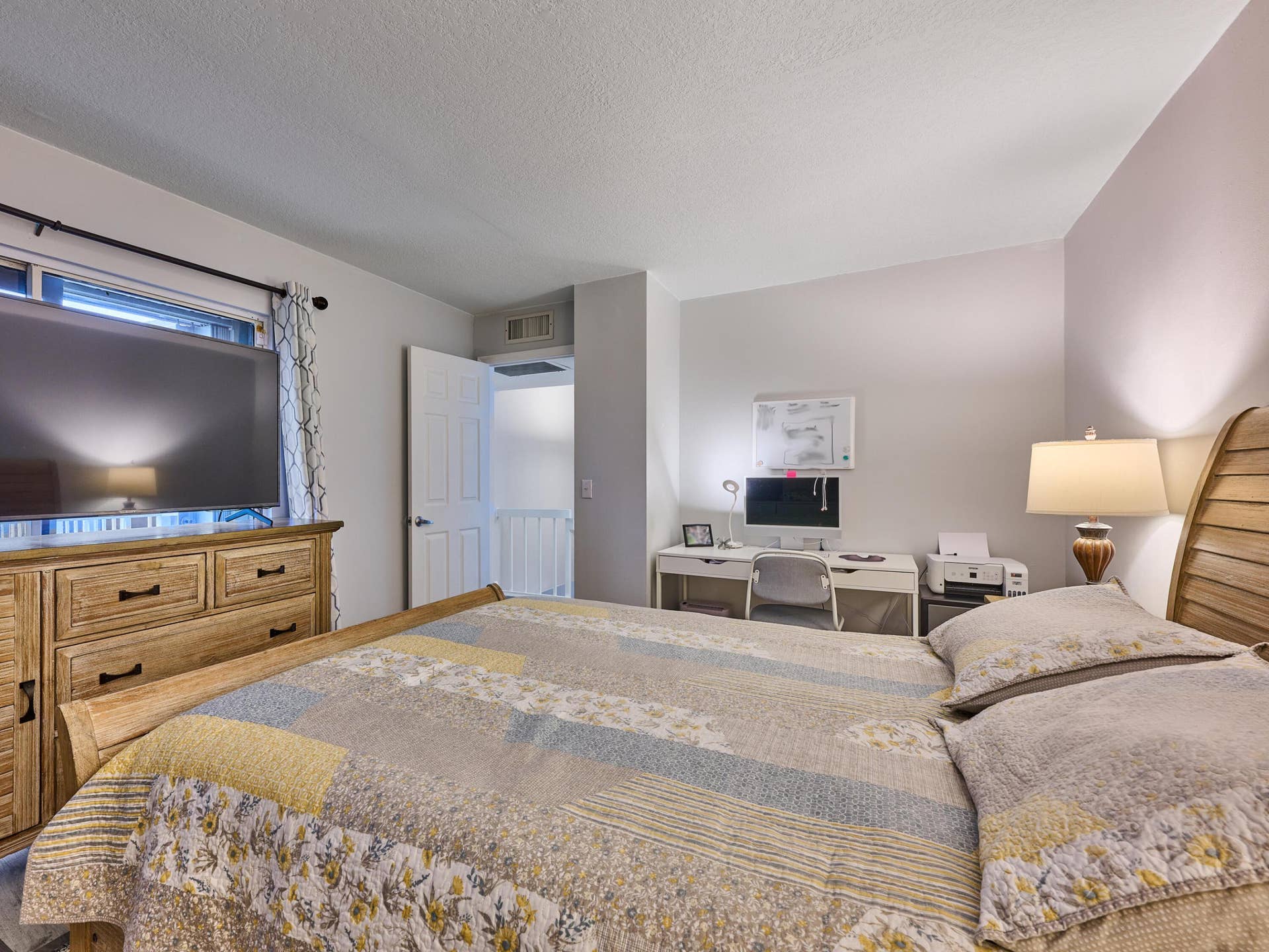Main Bedroom othe view