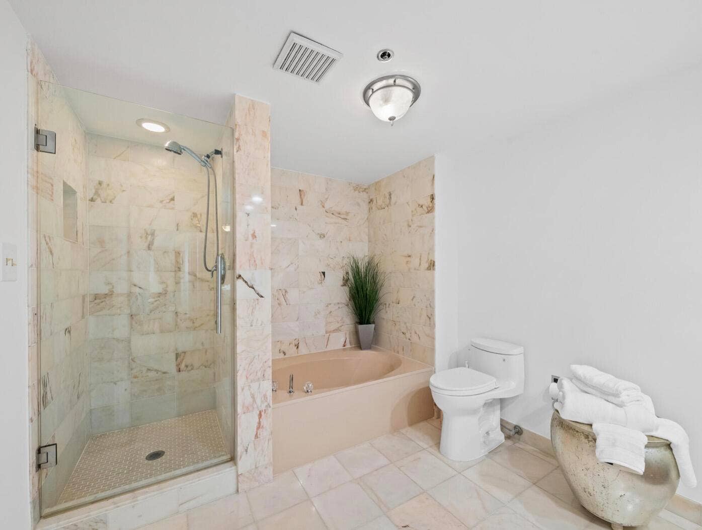 3450 S Ocean Boulevard, #505, Highland Beach, FL 33487 IMG_0926