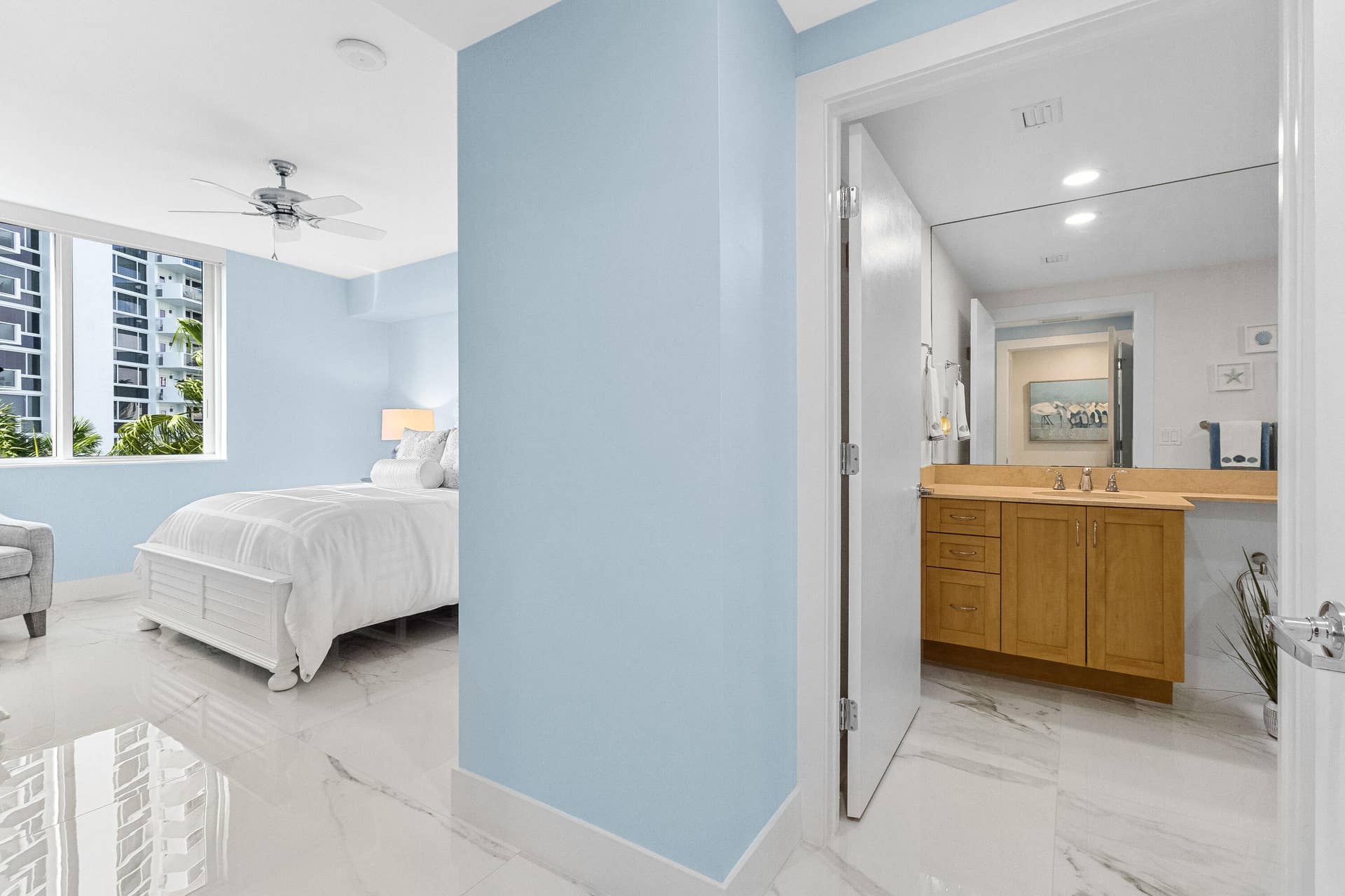 in suite bathroom for second bedroom