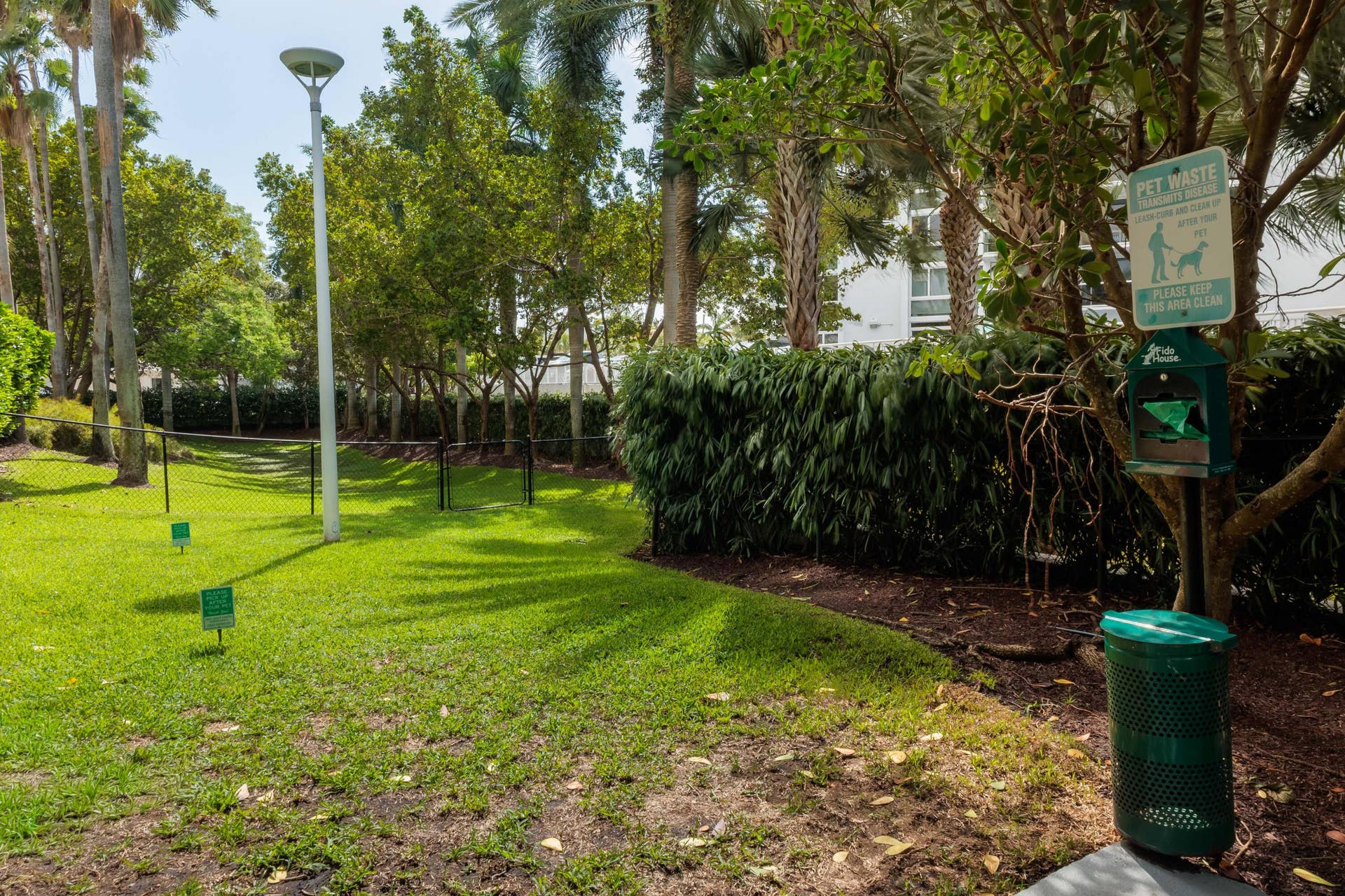 dog run/park with bench
