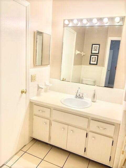 2426 SE 17th Street, #307a, Fort Lauderdale, FL 33316 bath 1