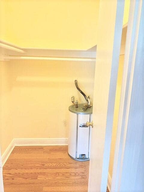 2426 SE 17th Street, #307a, Fort Lauderdale, FL 33316 closet