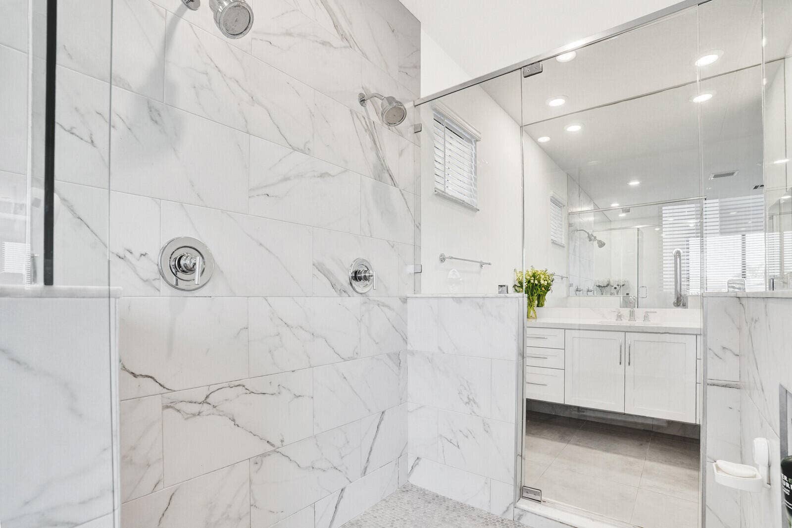10767 PACIFICA Way, Parkland, FL 33076 his & her master shower