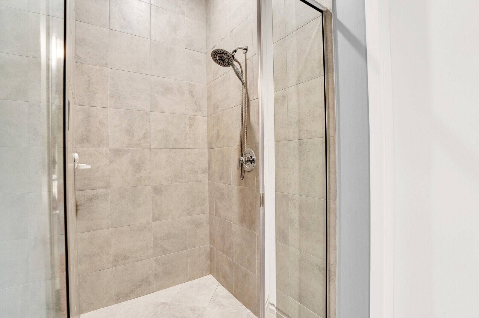 10767 PACIFICA Way, Parkland, FL 33076 nex gen shower