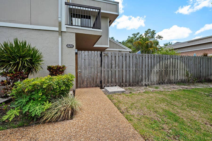 Property photo for 620 Commodore Drive, Plantation, FL