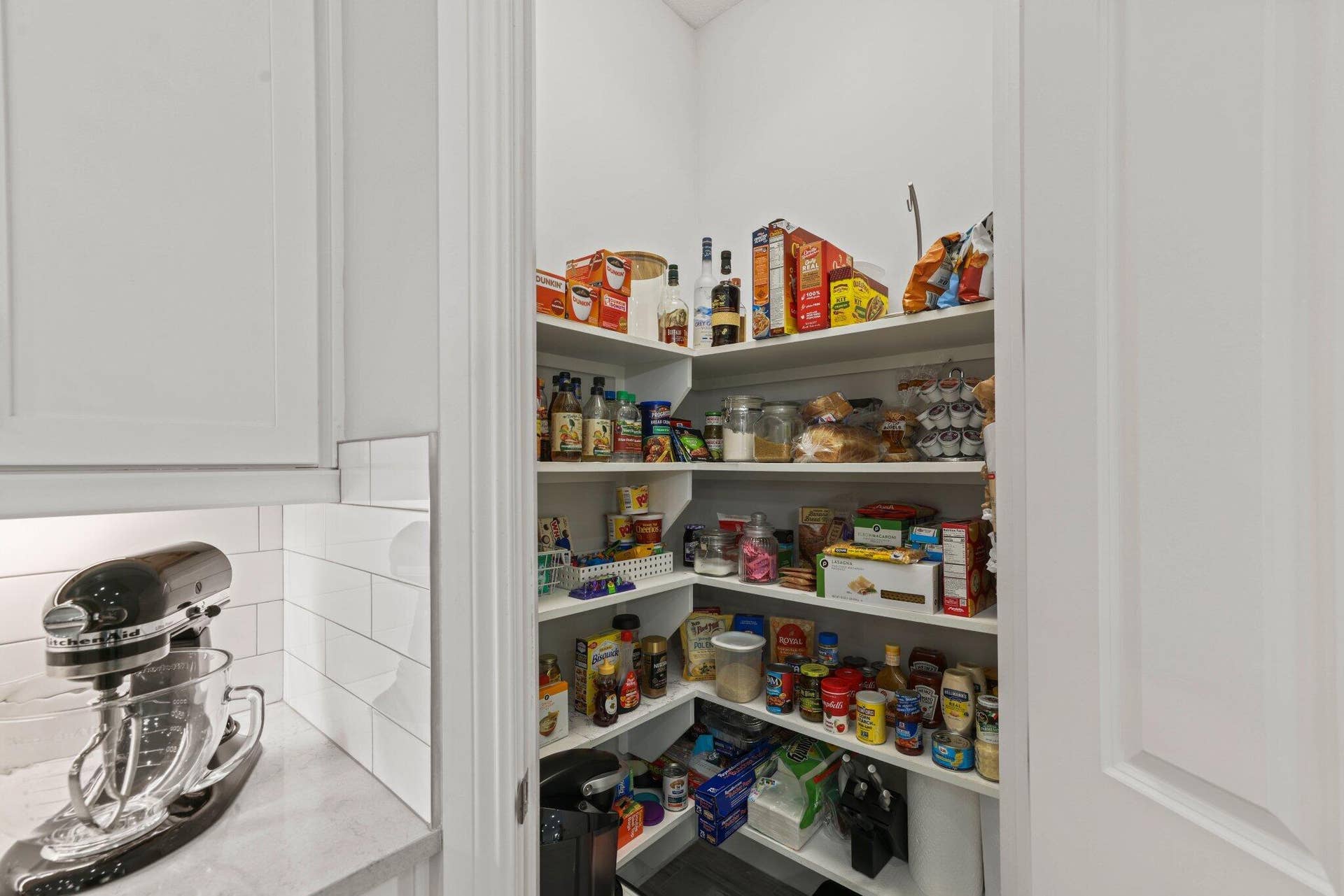 11759 Palermo Road, Parkland, FL 33076 Pantry