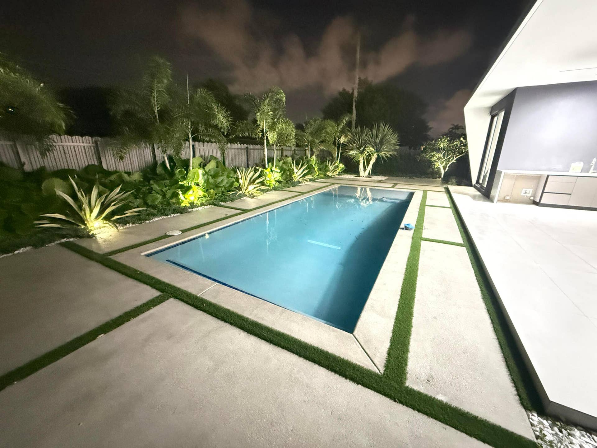 8966 SW 40th Terrace, Miami, FL 33165 backyard night photo