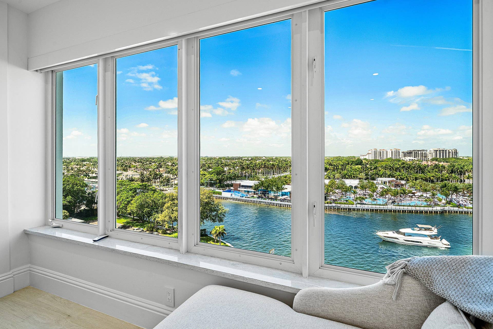 028-701EastCaminoReal-10J-BocaRaton-FL-3