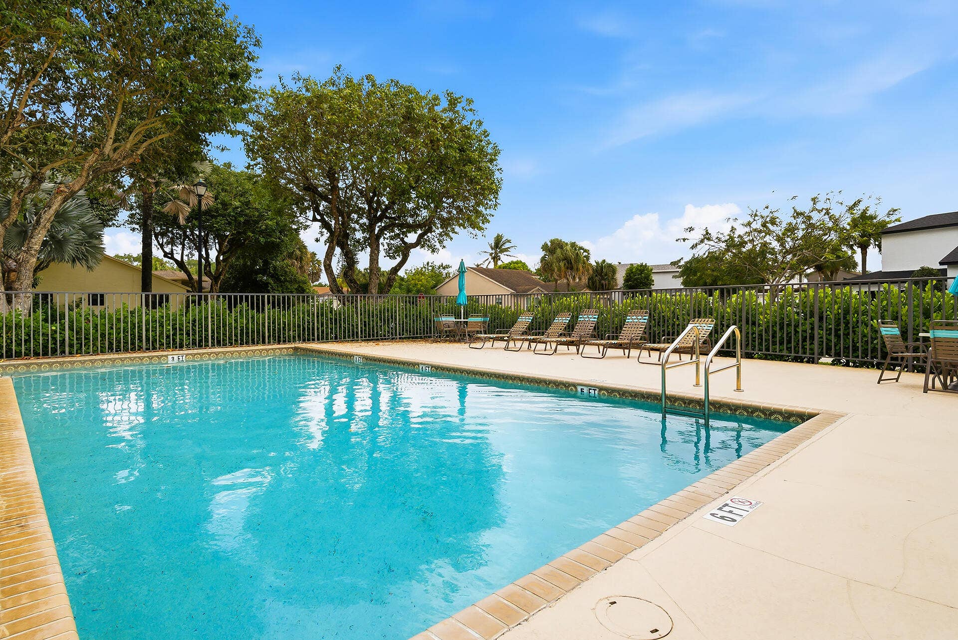 8606 Jared Way, Boca Raton, FL 33433 Community Pool