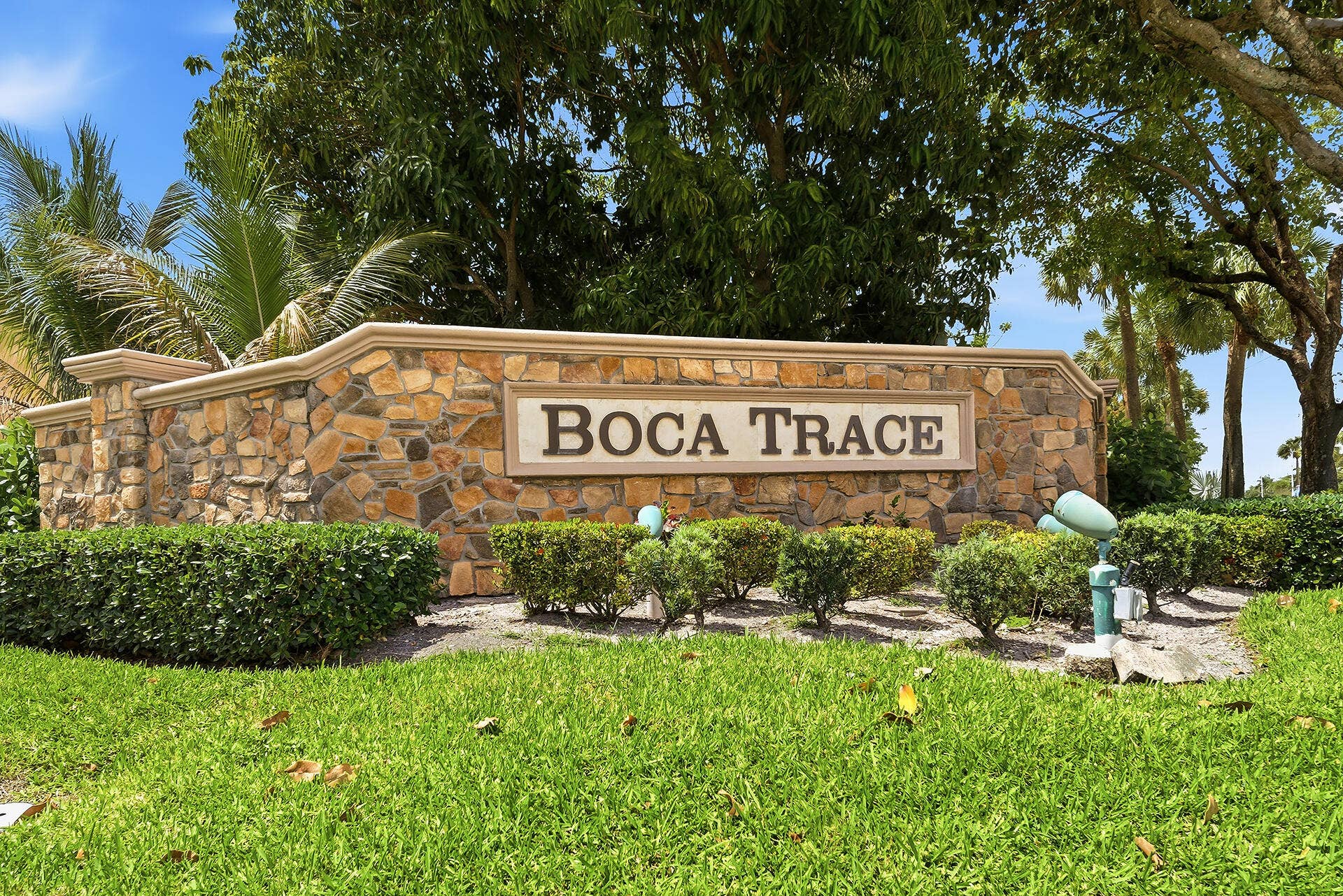8606 Jared Way, Boca Raton, FL 33433 Community Entrance