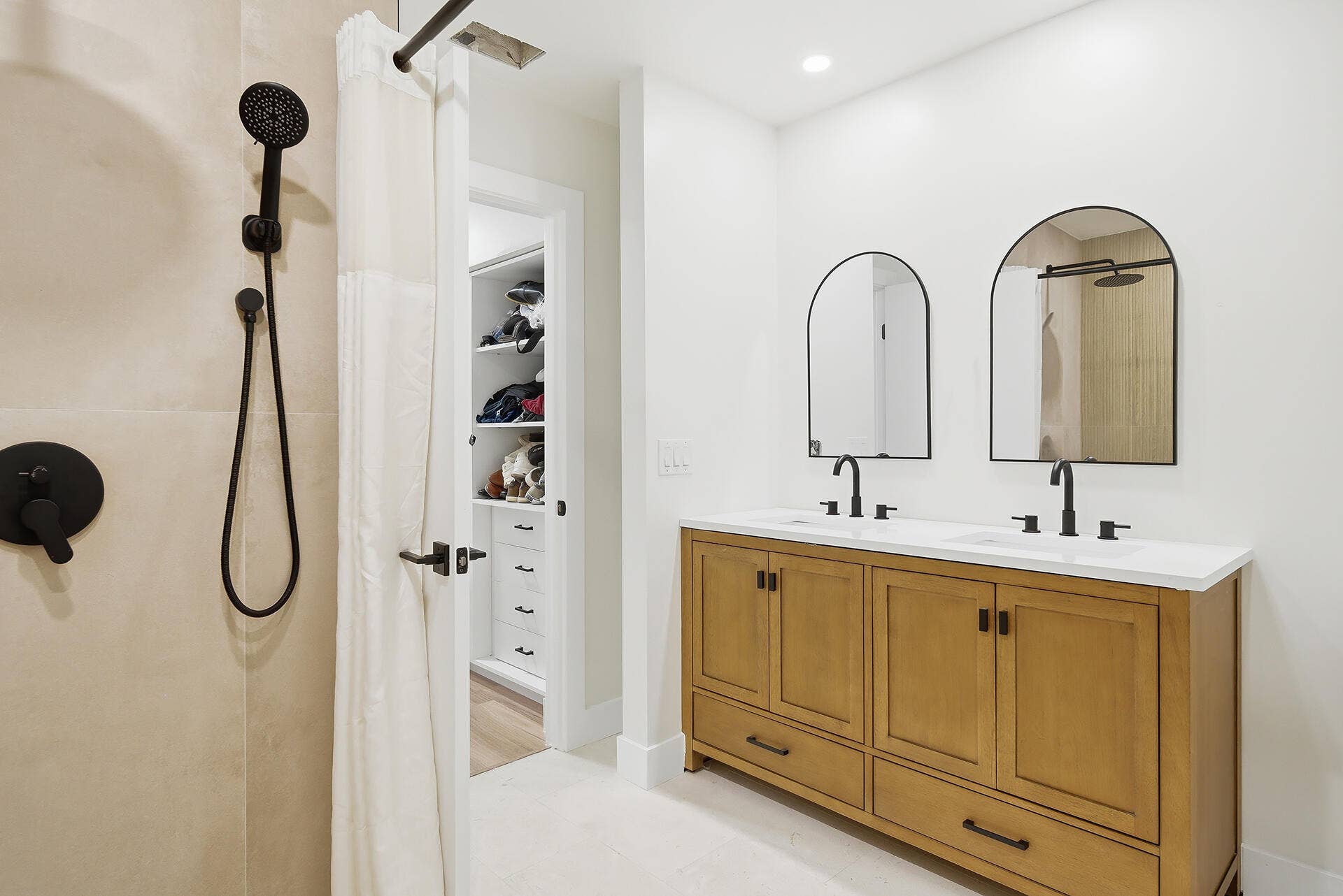 8606 Jared Way, Boca Raton, FL 33433 Master Bathroom