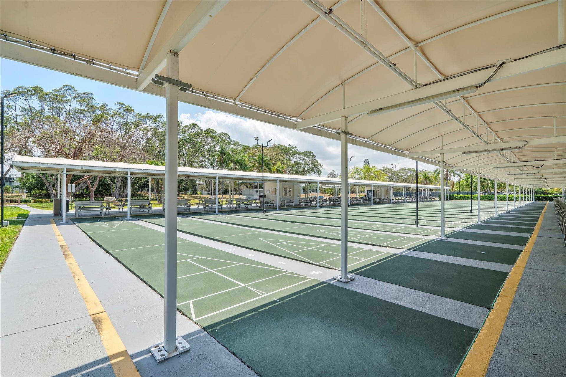 190 Oakridge M, Deerfield Beach, FL 33442 Photo 31