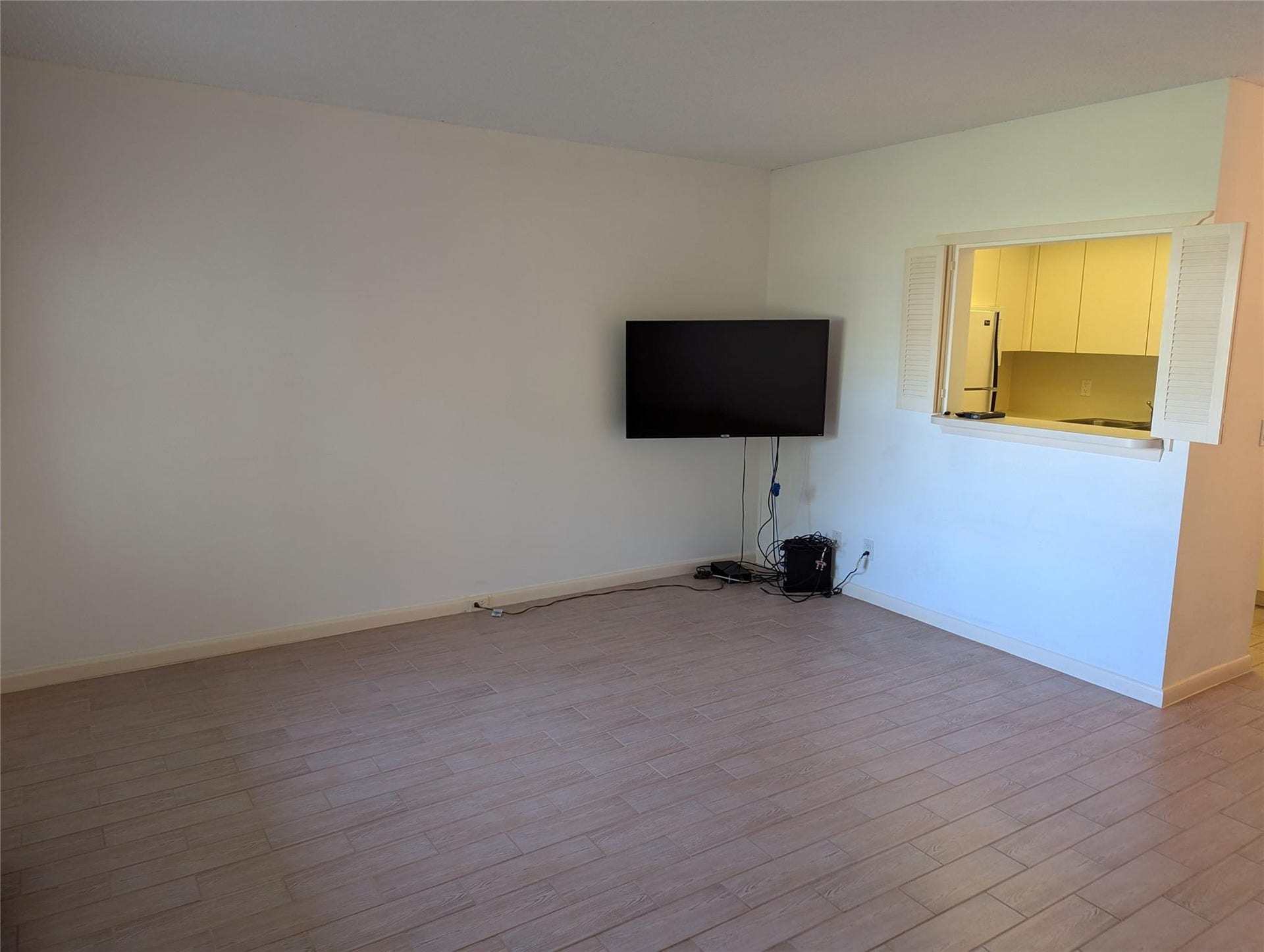 190 Oakridge M, Deerfield Beach, FL 33442 Photo 5