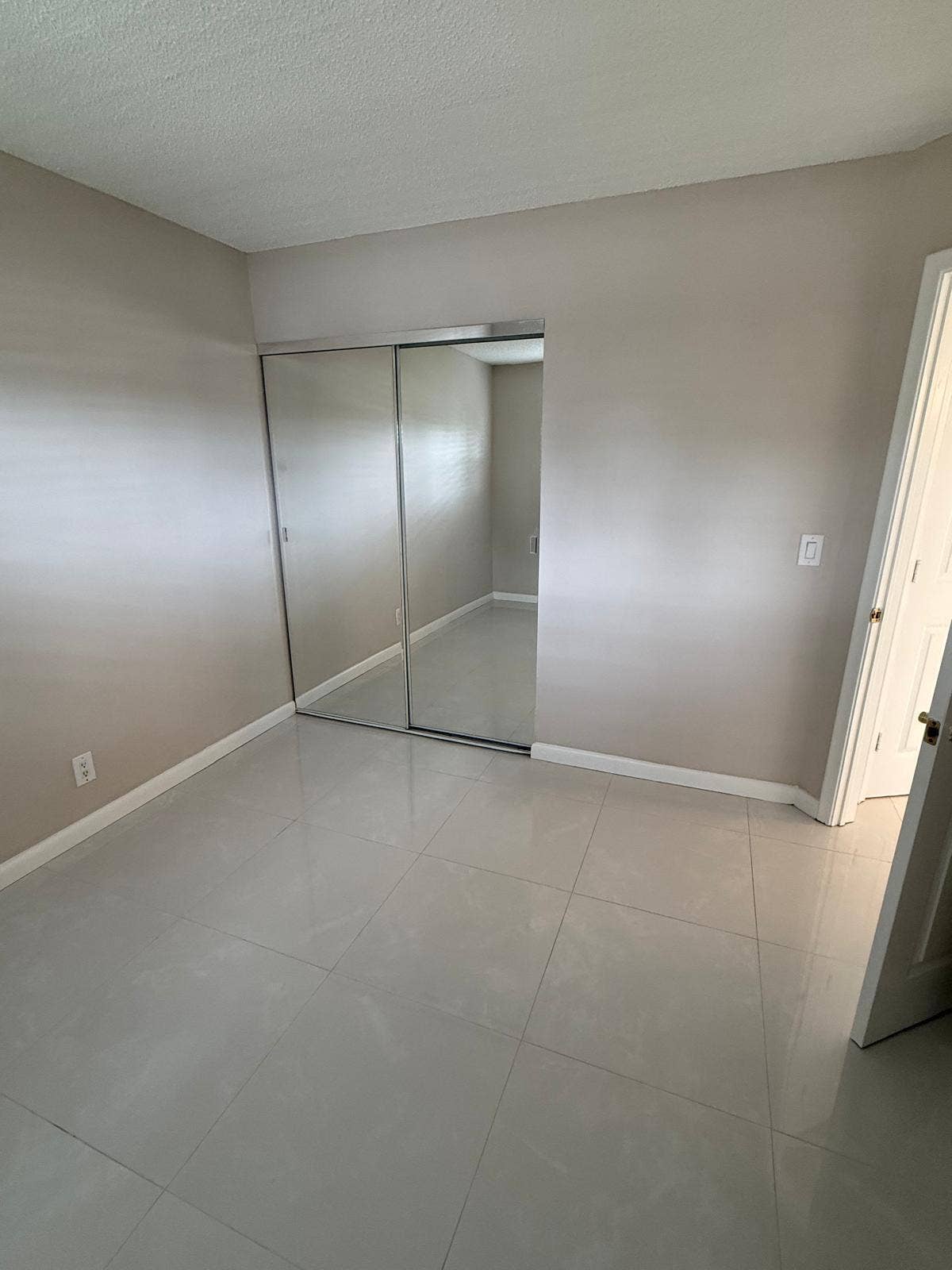 9911 Sandalfoot Boulevard, #105, Boca Raton, Boca Raton, FL 33428 cb060702-ad03-4de0-9809-f4de0e2072be