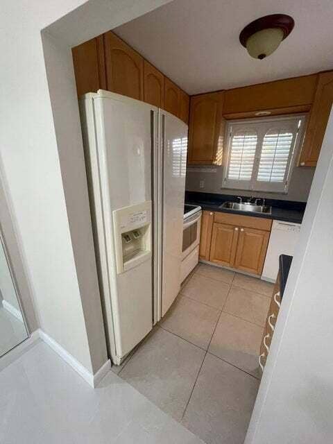 9911 Sandalfoot Boulevard, #105, Boca Raton, Boca Raton, FL 33428 3