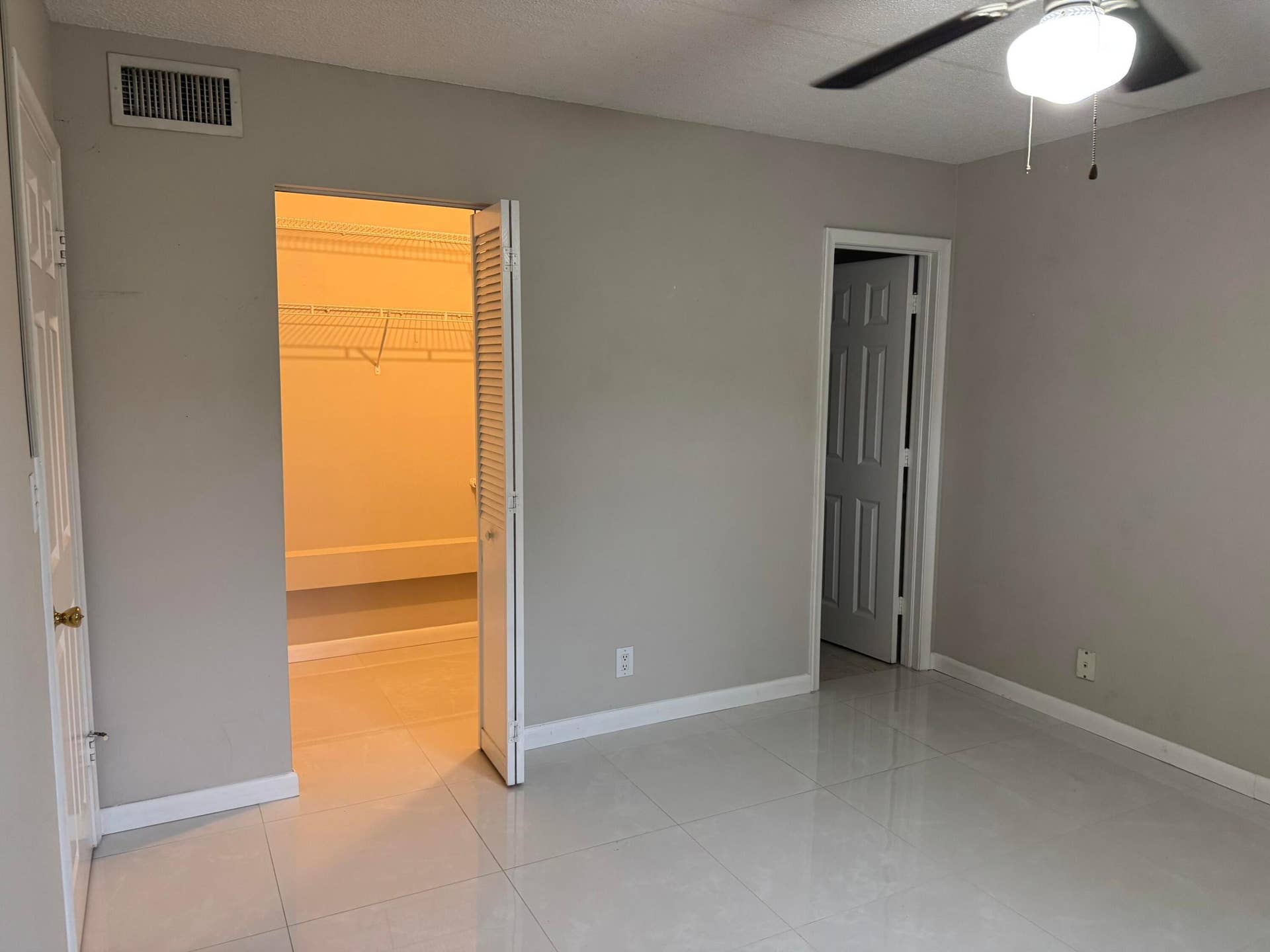 9911 Sandalfoot Boulevard, #105, Boca Raton, Boca Raton, FL 33428 IMG-2379