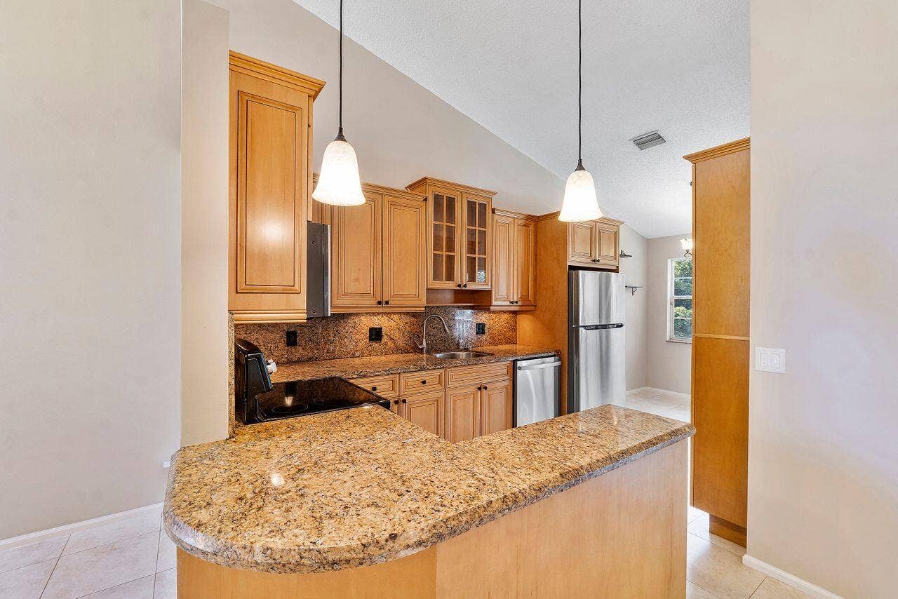17270 Boca Club Boulevard, #1707, Boca Raton, FL 33487 17270_Boca_Club_Blvd_U1707_048