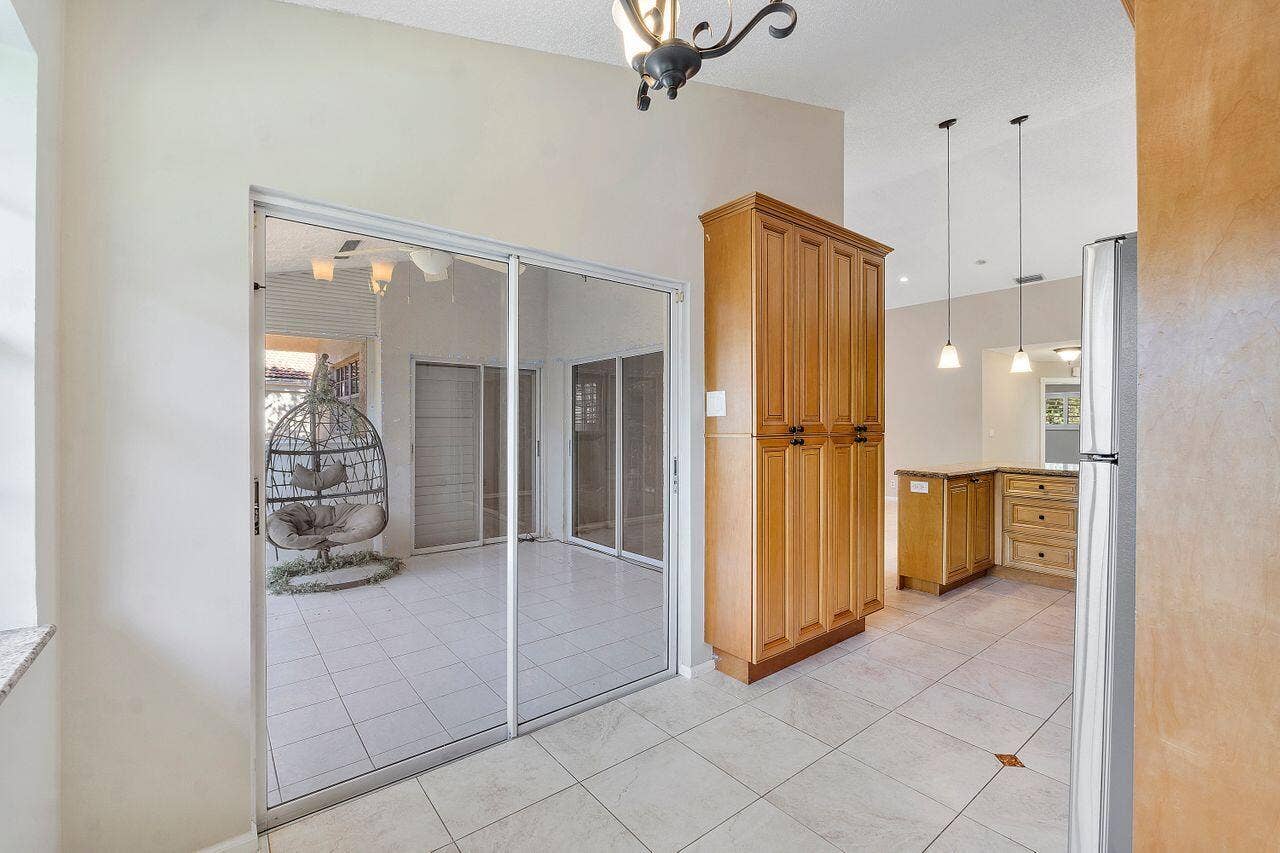 17270 Boca Club Boulevard, #1707, Boca Raton, FL 33487 17270_Boca_Club_Blvd_U1707_052