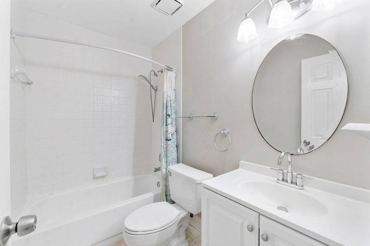 17270 Boca Club Boulevard, #1707, Boca Raton, FL 33487 17270_Boca_Club_Blvd_U1707_034