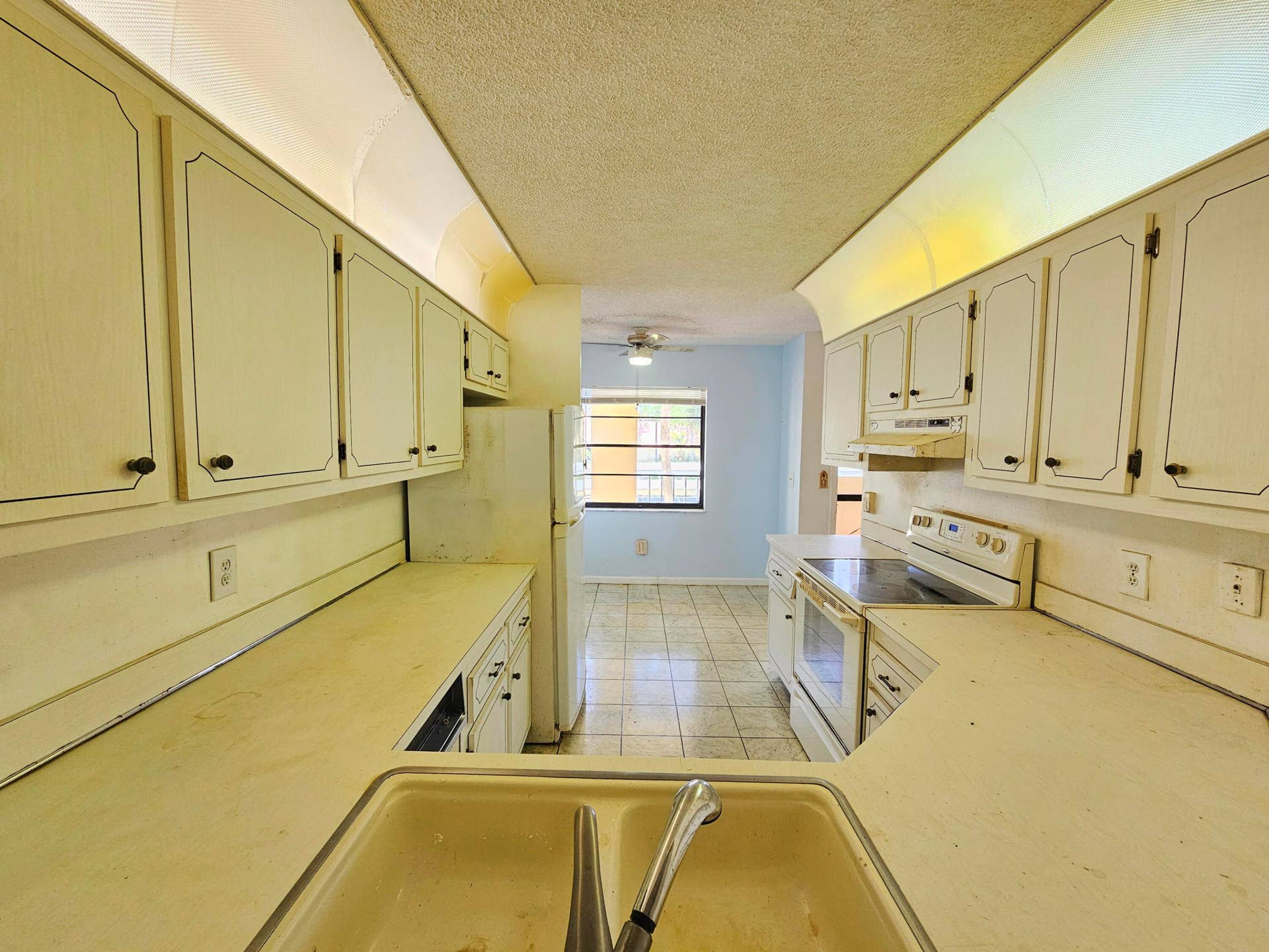 23385 Barwood Lane, #1203, Boca Raton, FL 33428 Kitchen (2)