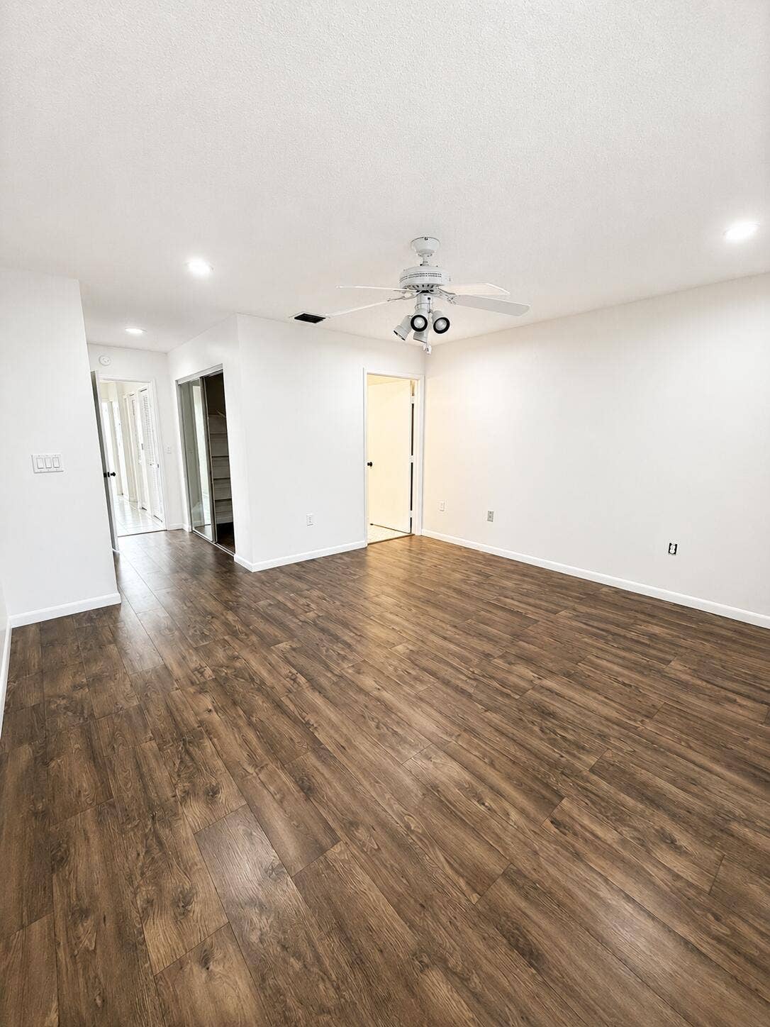 6356 Pointe Pleasant Circle, Delray Beach, FL 33484 Master bedrooom