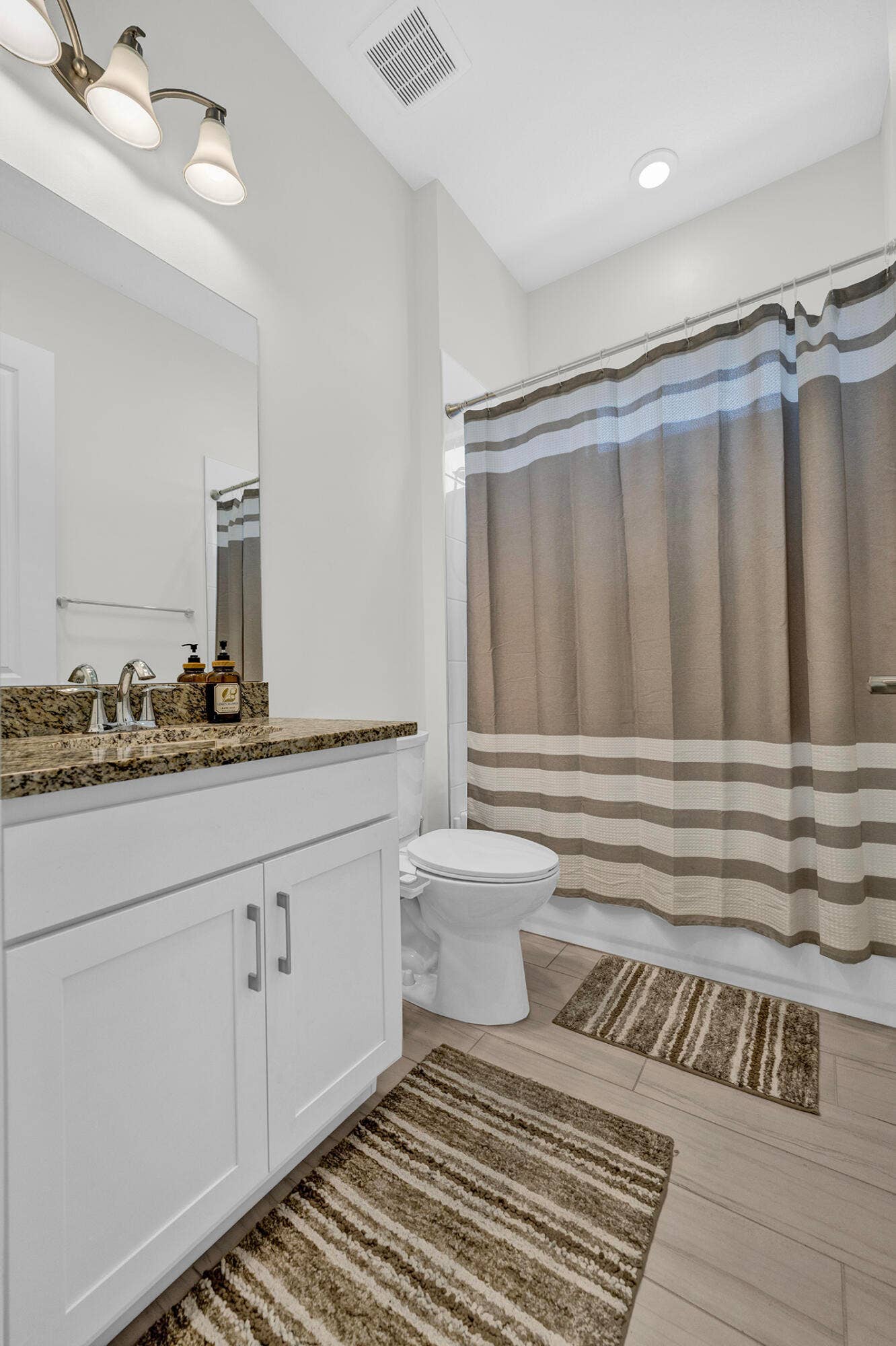 15647 Merritt Drive, Westlake, FL 33470 Secondary Bathroom