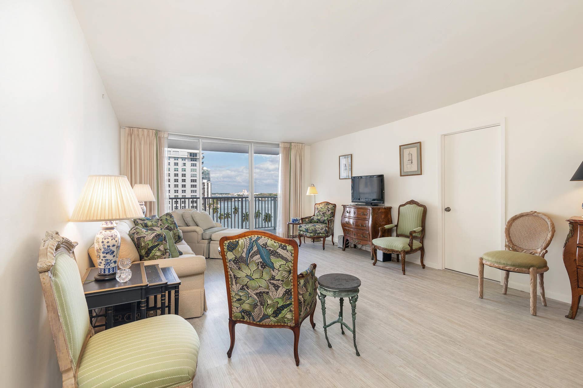 1801 S Flagler Drive, #1105, West Palm Beach, FL 33401 low-3