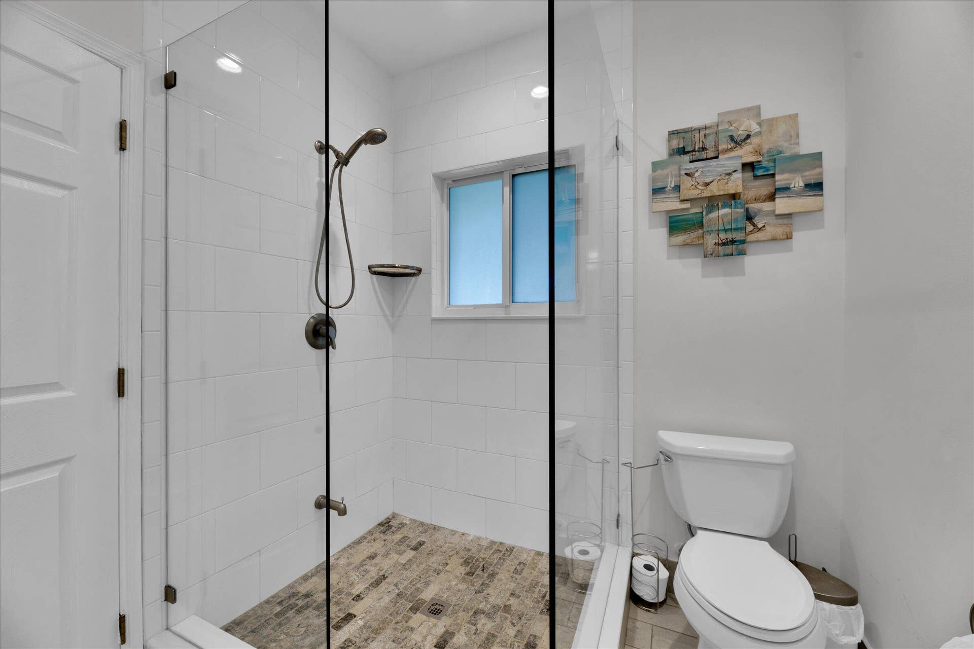 19-2633 NE 3rd Avenue-19