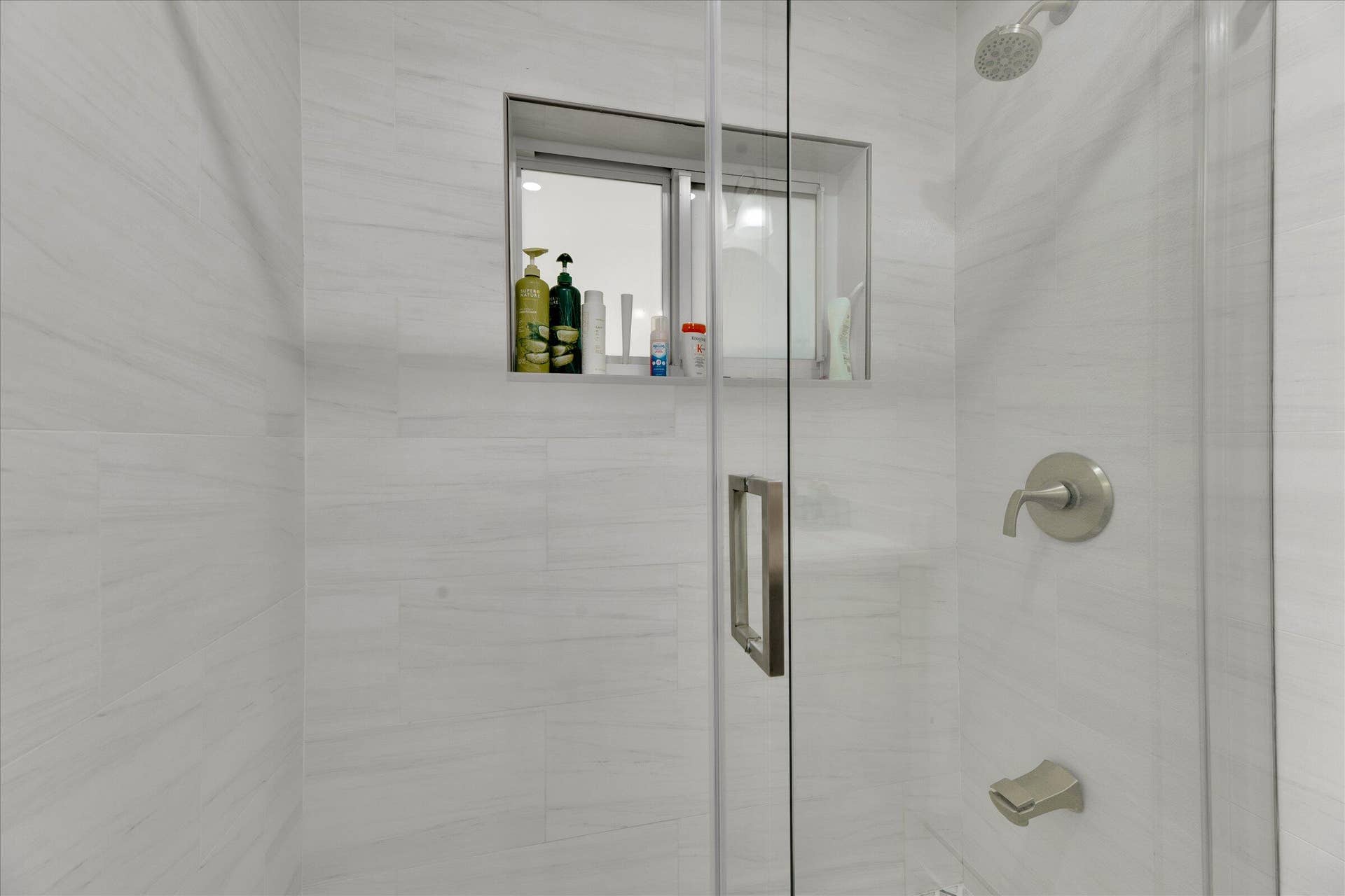 53-2633 NE 3rd Avenue-53
