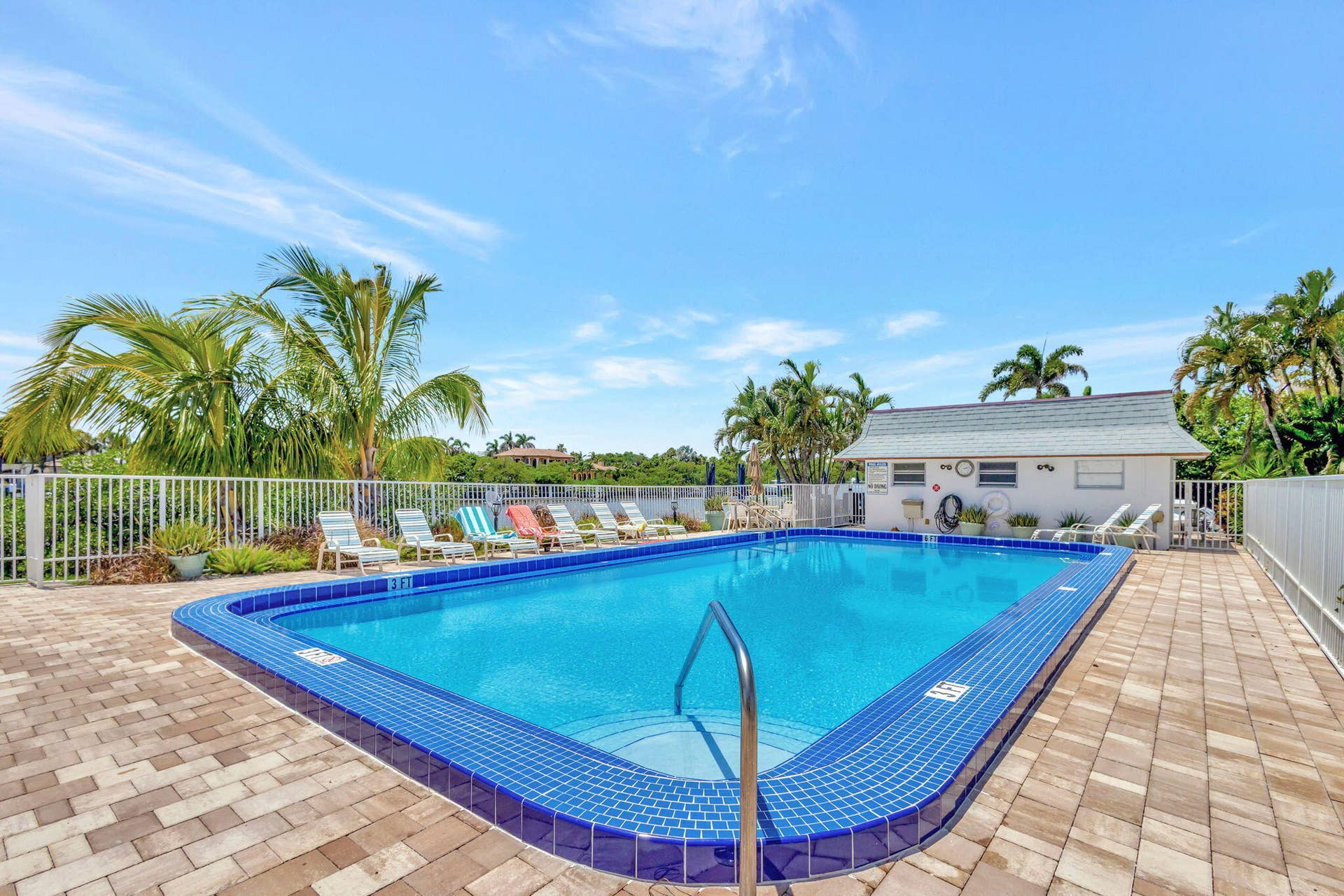 4201 S Ocean Boulevard, #K2, South Palm Beach, FL 33480 Community Pool