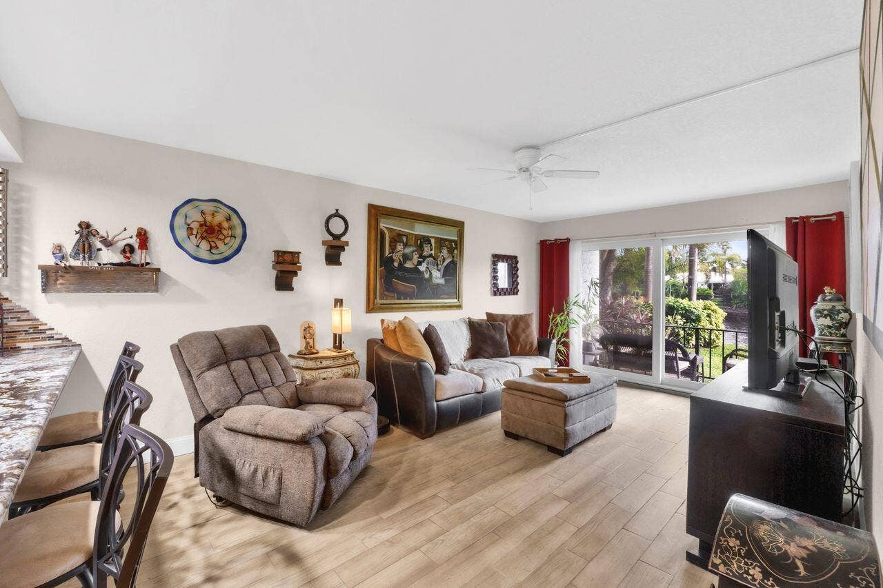 3004 NE 5th Terrace, #108c, Wilton Manors, FL 33334 Living area