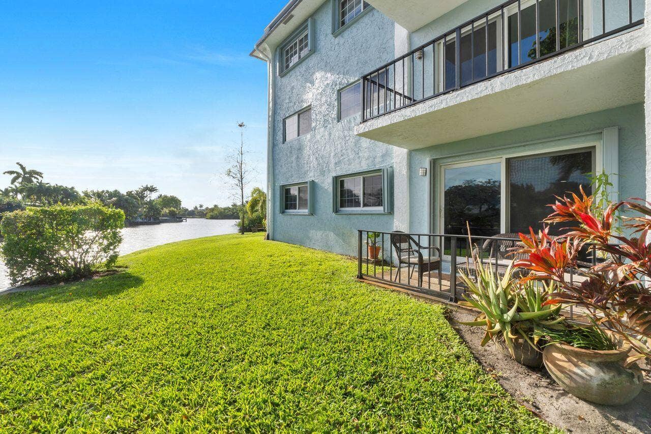 3004 NE 5th Terrace, #108c, Wilton Manors, FL 33334 3004_NE_5th_Terrace_U108-3