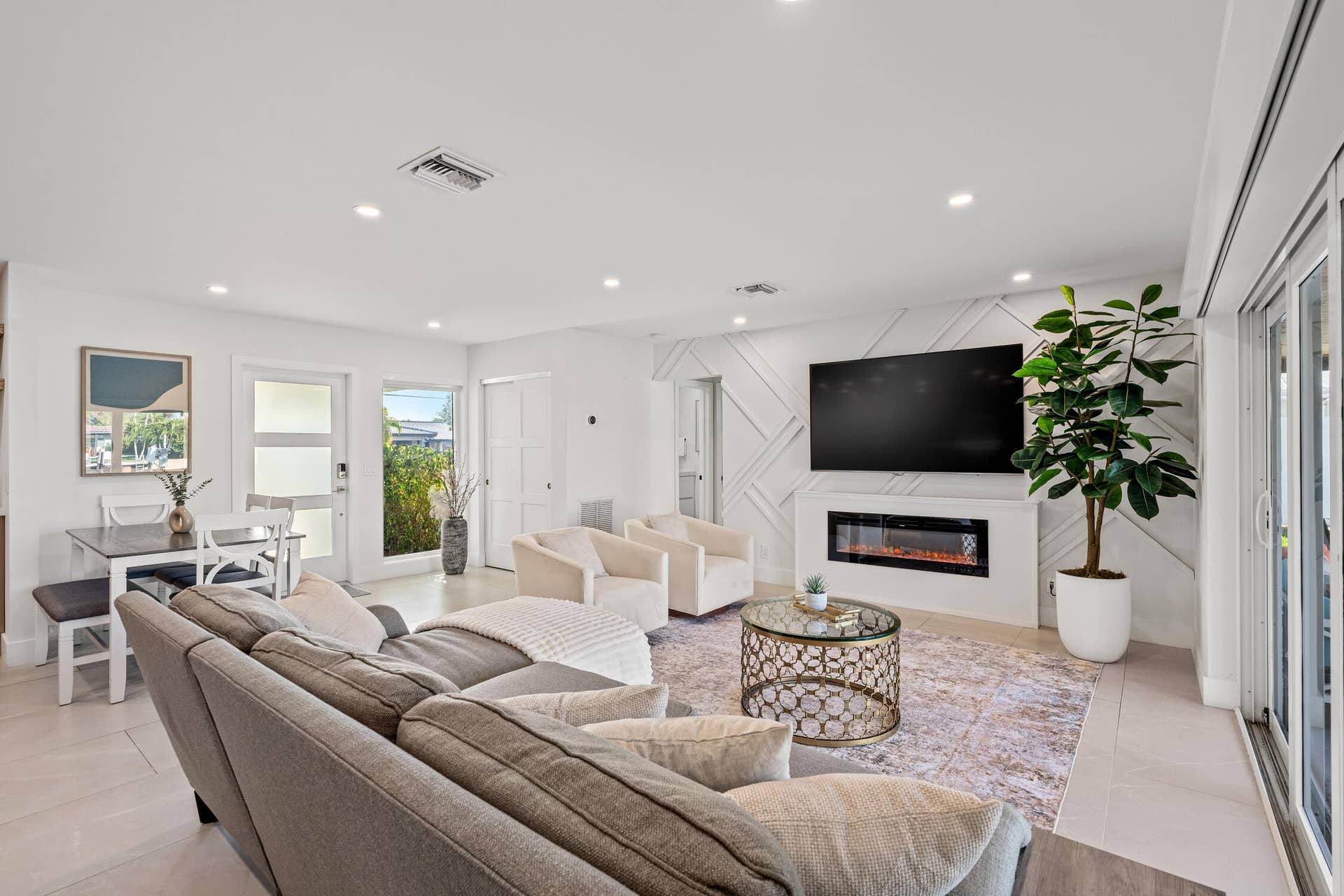 331 SE 6th Avenue, Pompano Beach, FL 33060 DSC03310-Edit