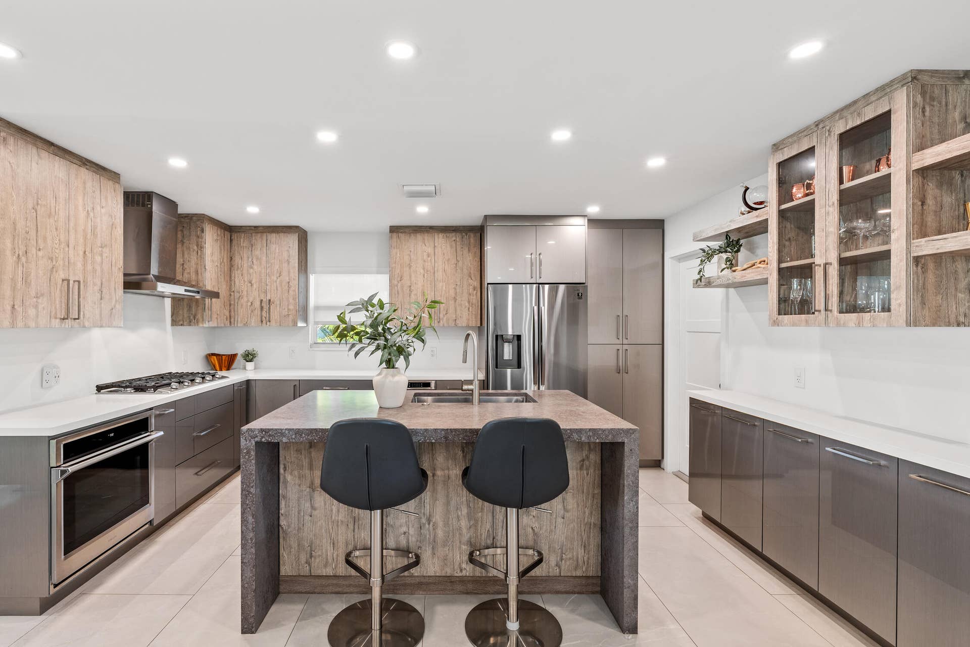 331 SE 6th Avenue, Pompano Beach, FL 33060 DSC03313
