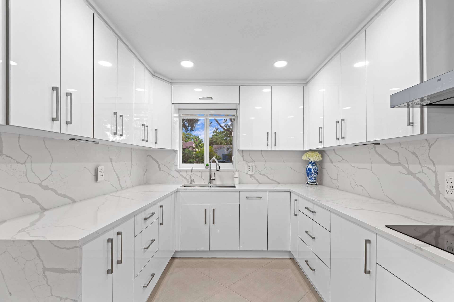 747 Avon Road, West Palm Beach, FL 33401 Kitchen Window