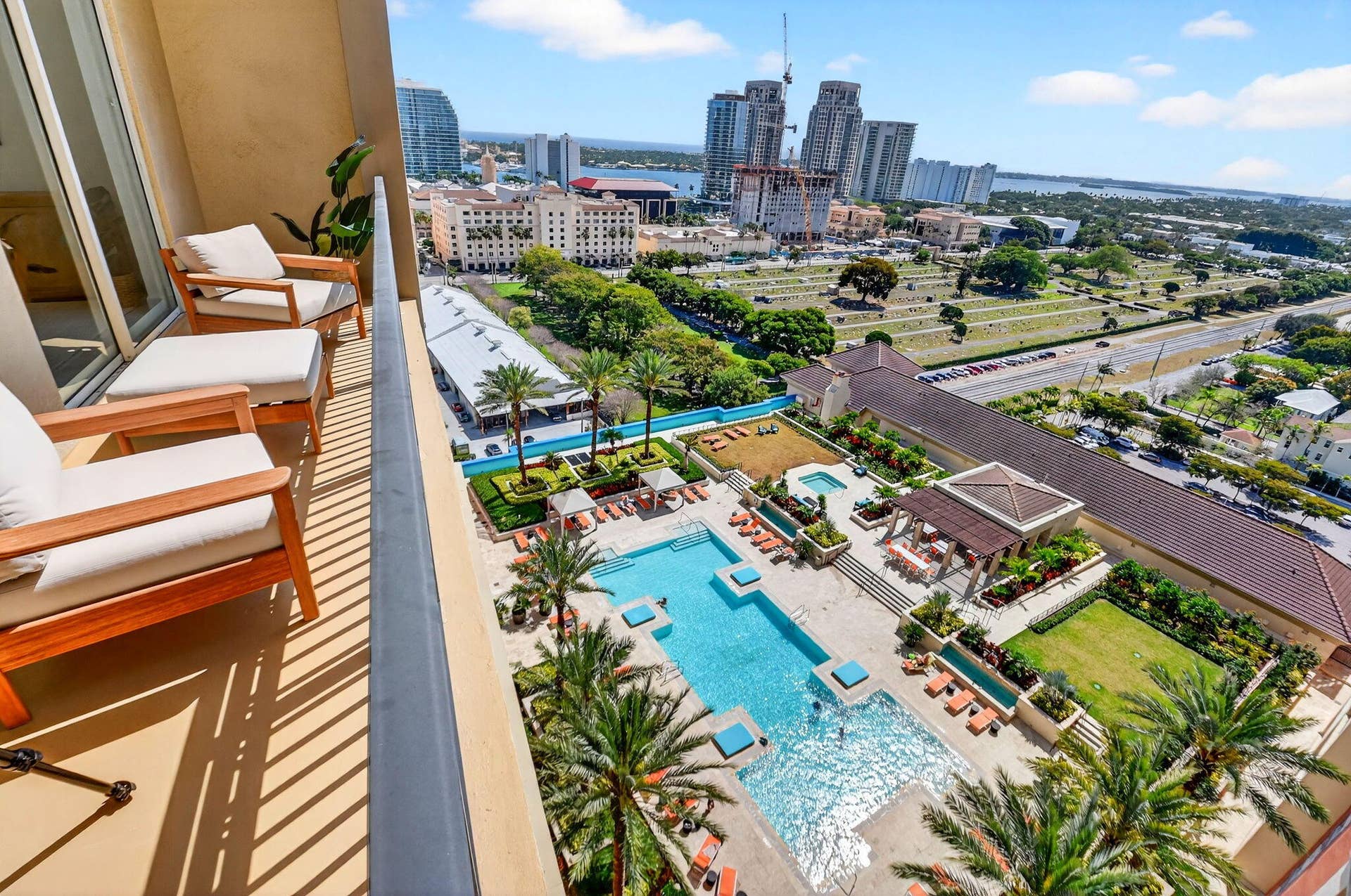 550 Okeechobee Boulevard, #Lph-07, West Palm Beach, FL 33401 Balcony Views, Resort-Style Pooldeck