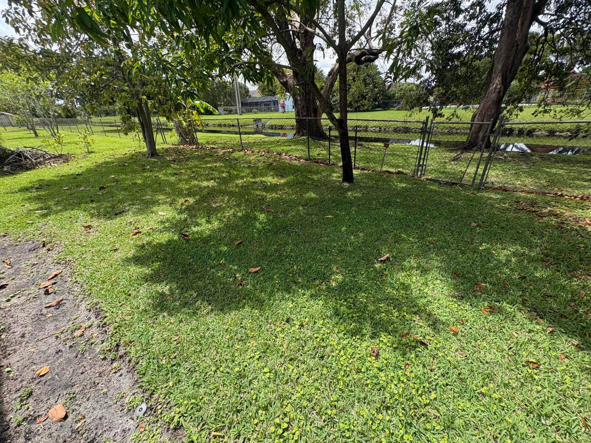 1401 NW 75th Terrace, Plantation, FL 33313 32