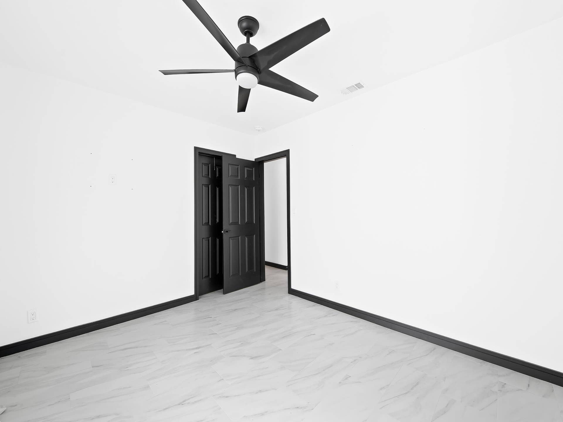 1508 NE 6th Street, #A & B, Fort Lauderdale, FL 33304 DSC_8570