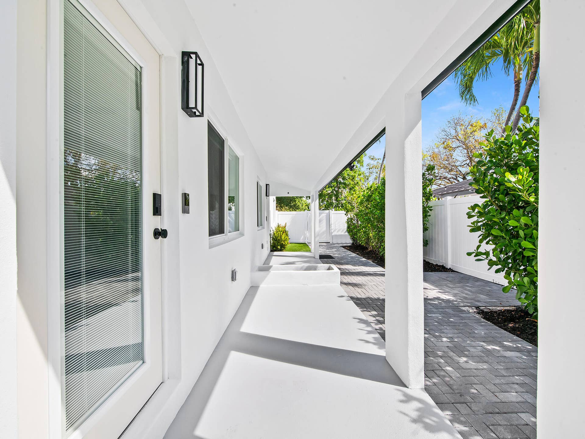 1508 NE 6th Street, #A & B, Fort Lauderdale, FL 33304 DSC_8398