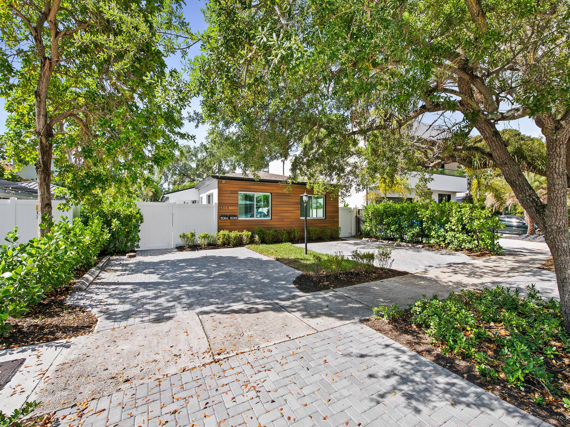 1508 NE 6th Street, #A & B, Fort Lauderdale, FL 33304 DSC_8443