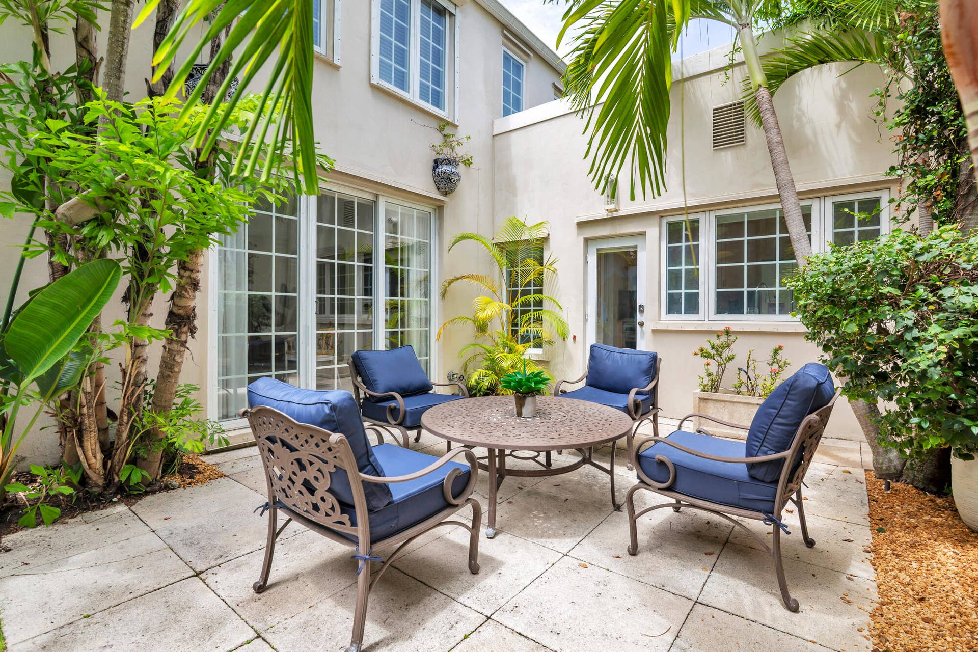 155 Peruvian Avenue, Palm Beach, FL 33480 Patio