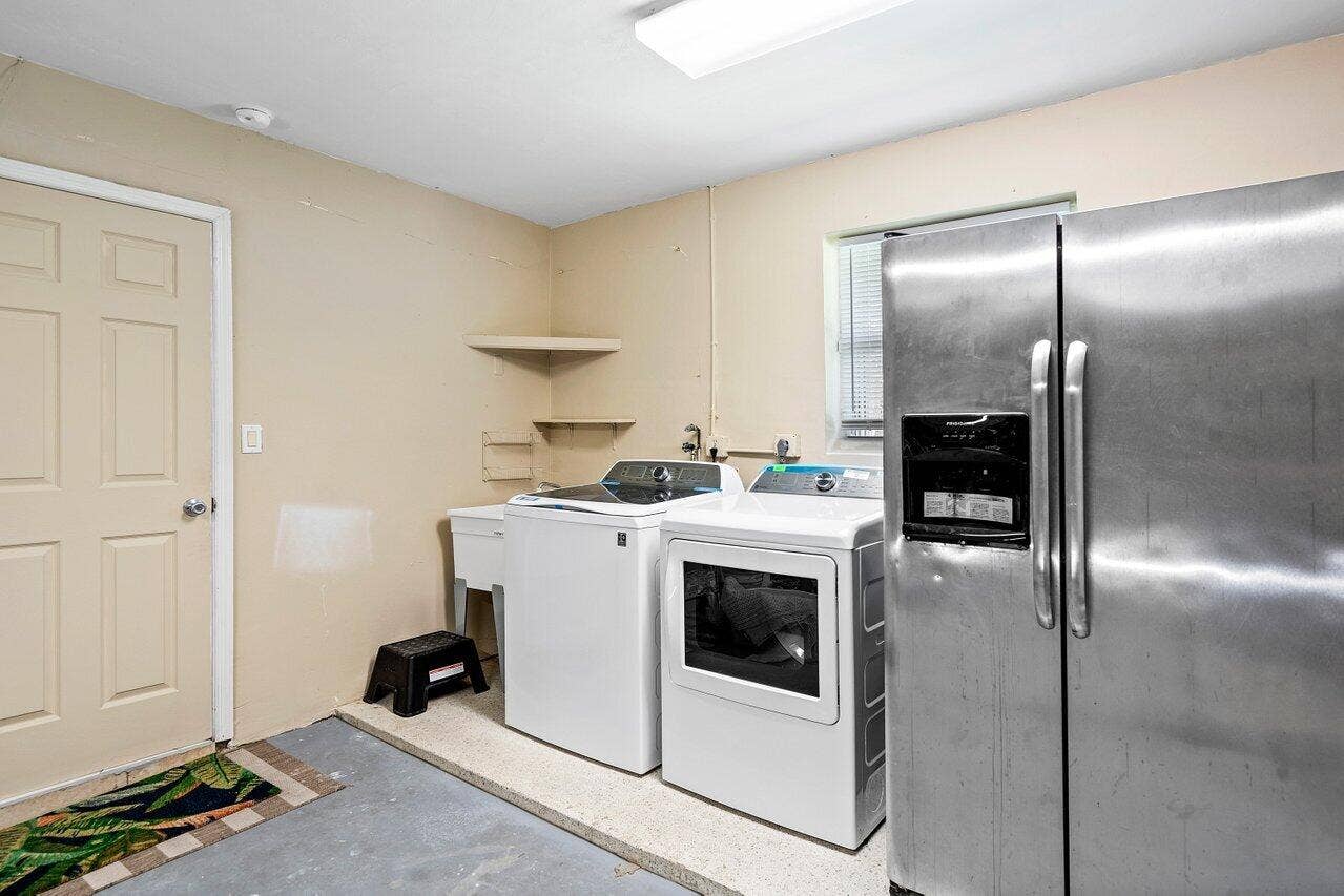 5221 NE 26th Avenue, Lighthouse Point, Lighthouse Point, FL 33064 Garage used for Storage only. Parking on driveway
