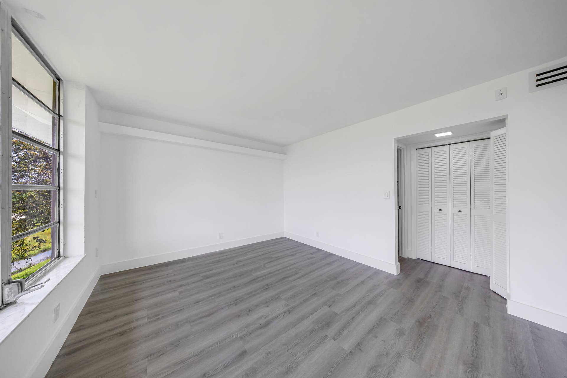 3151 S Palm Aire Dr-Pompano Beach, Unit