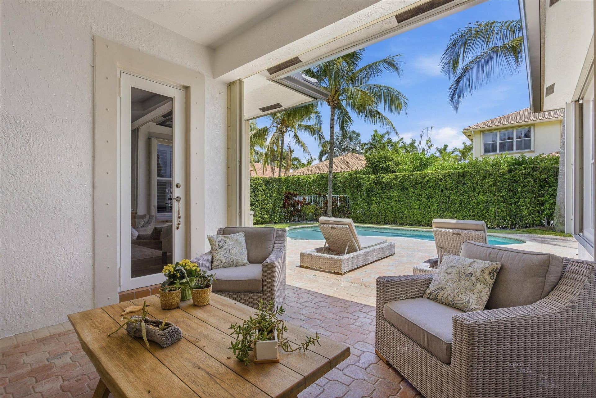 1830 Harbor View Circle, Weston, FL 33327 04-photo-13