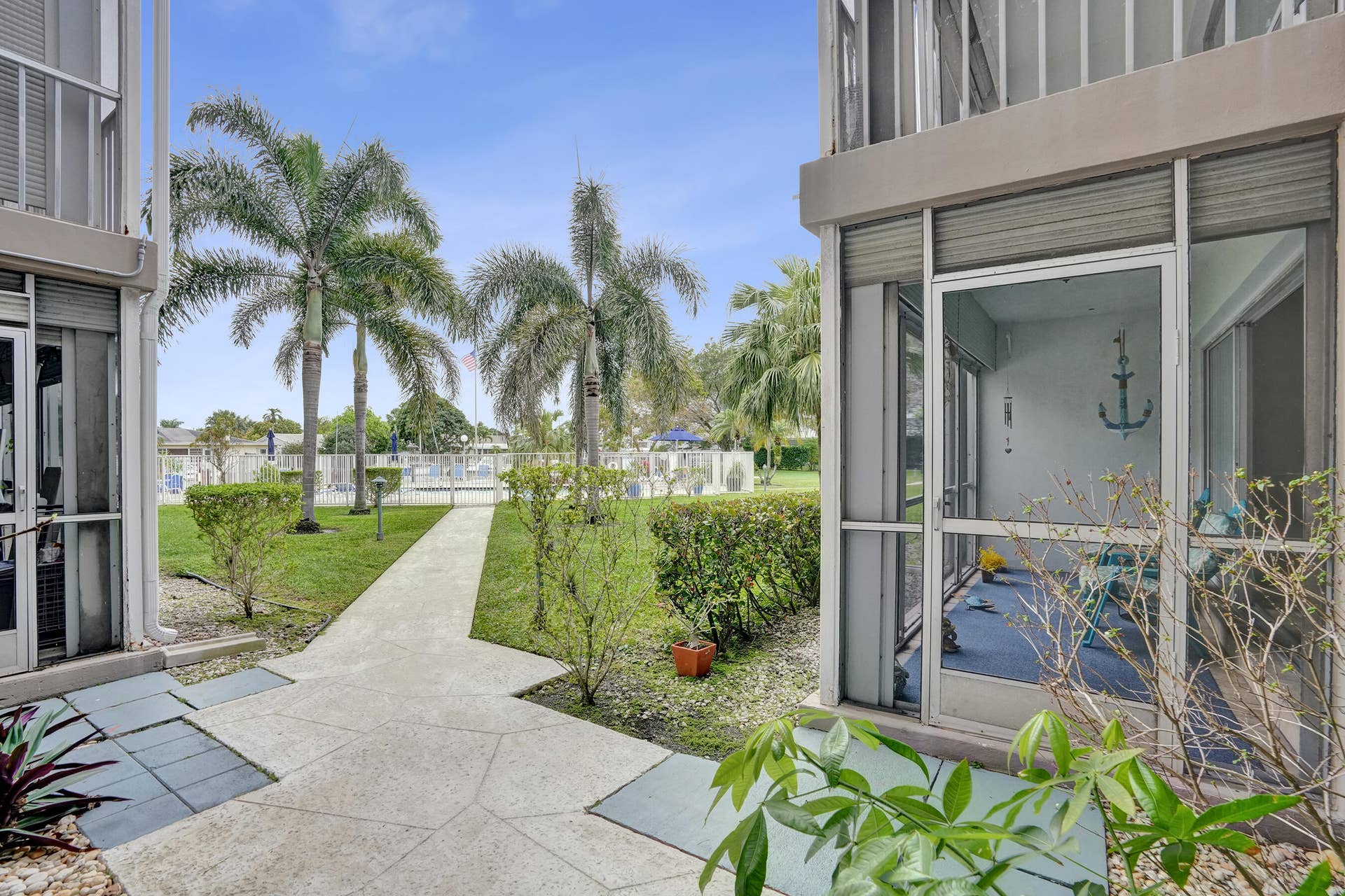 900 SW 12th Street, #100, Fort Lauderdale, FL 33315 DSC08968