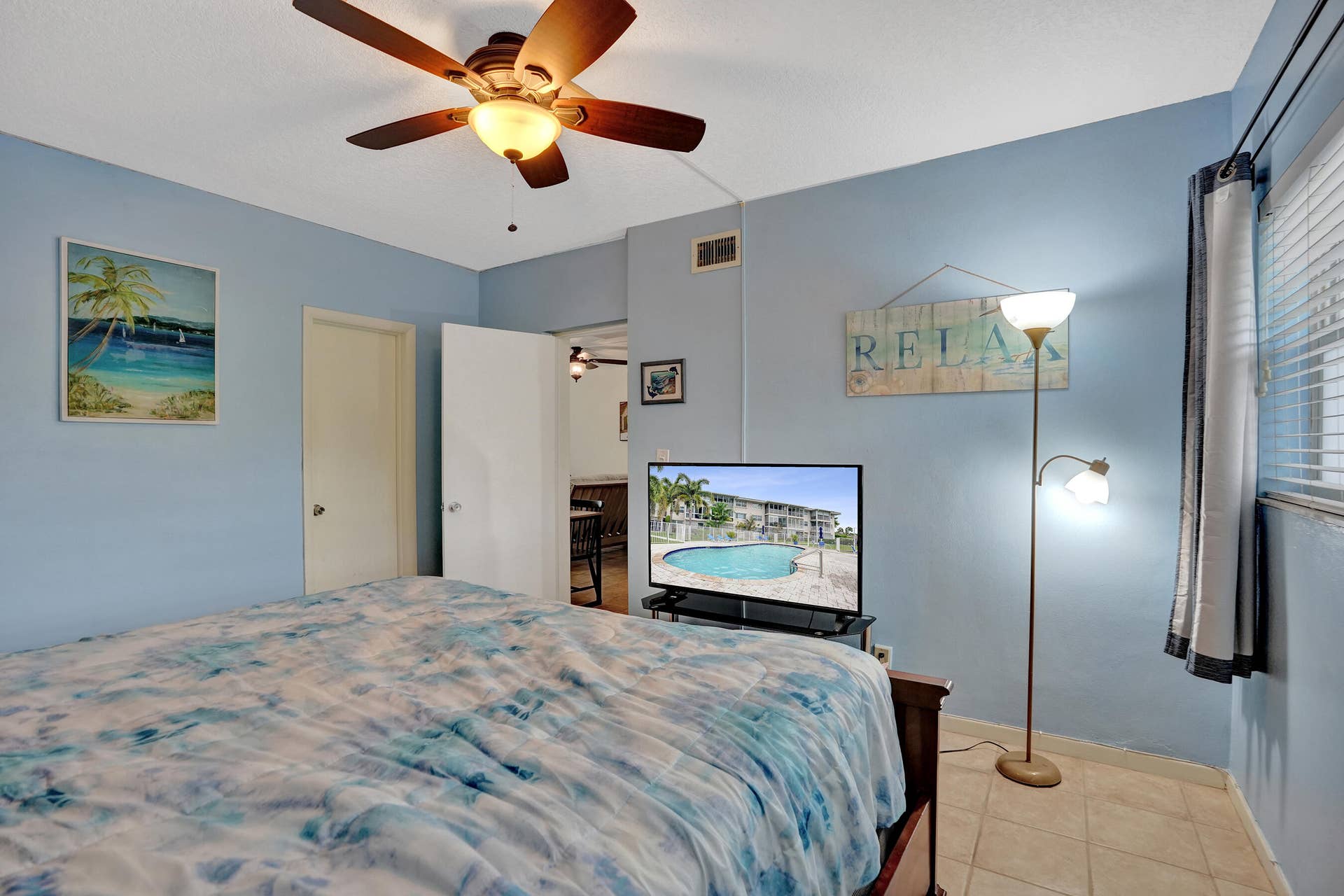900 SW 12th Street, #100, Fort Lauderdale, FL 33315 DSC08881