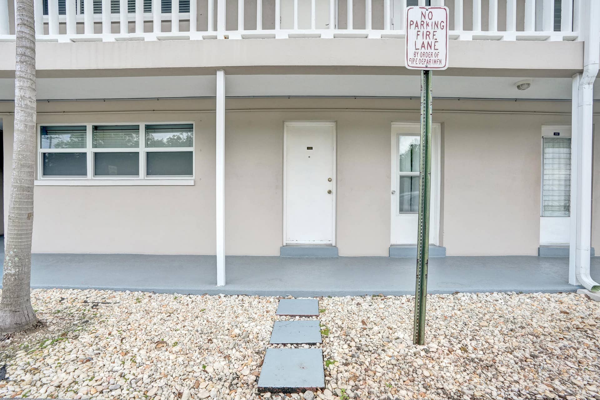 900 SW 12th Street, #100, Fort Lauderdale, FL 33315 DSC09004