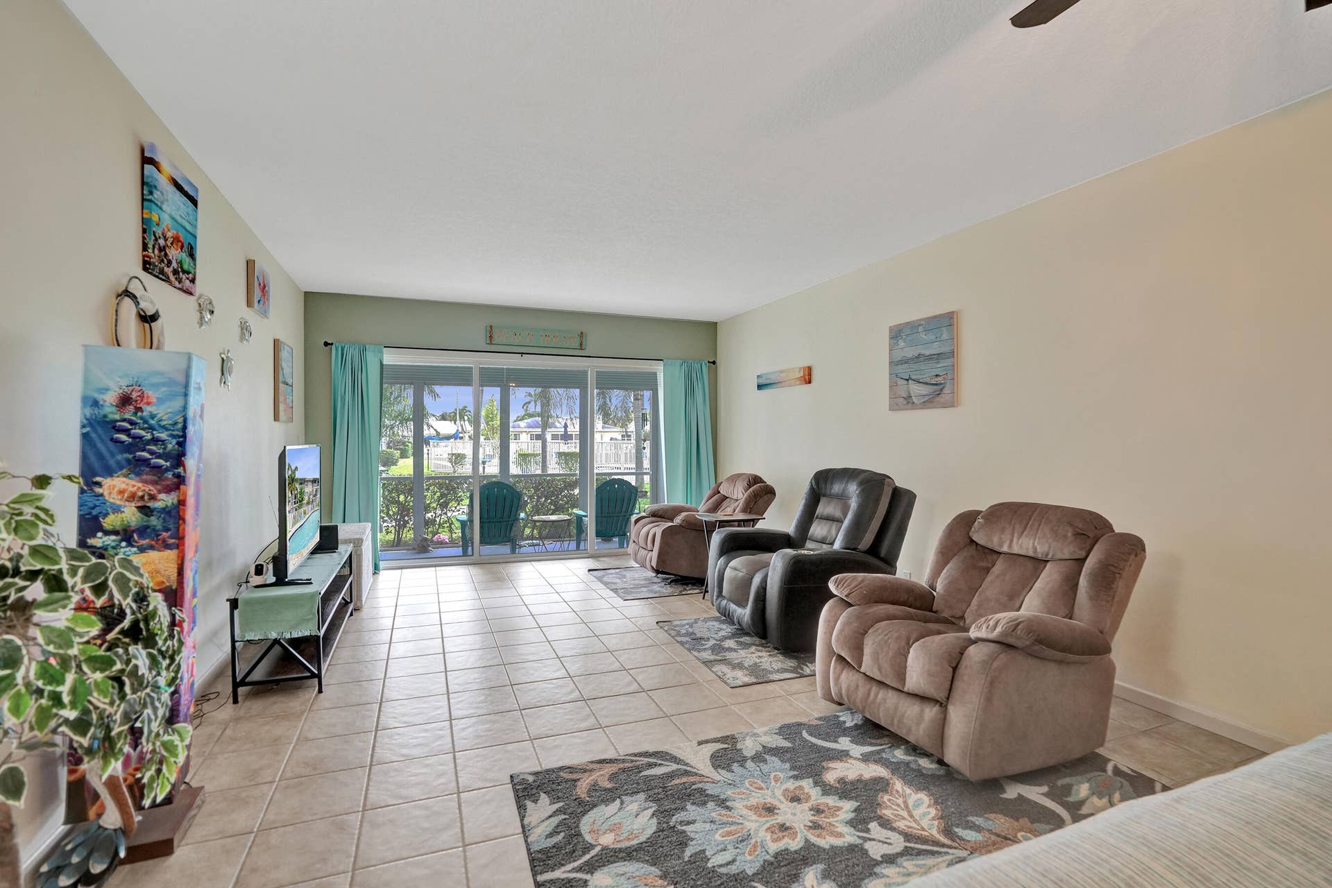 900 SW 12th Street, #100, Fort Lauderdale, FL 33315 DSC08929